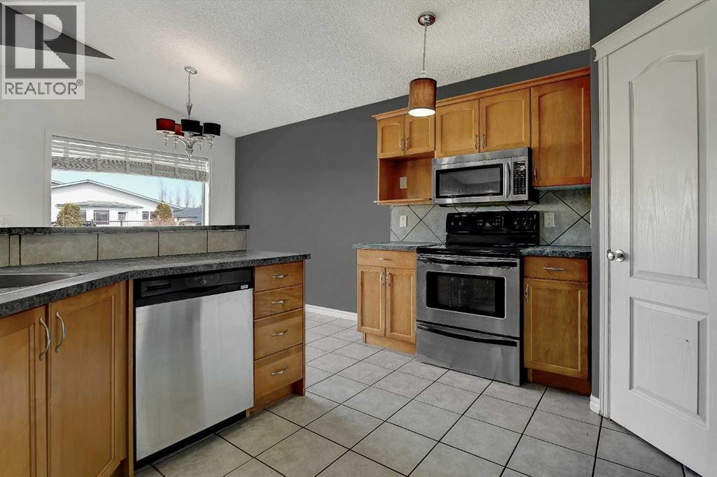 9718 66 Avenue, Grande Prairie, Alberta  T8W 2W1 - Photo 8 - A2302456