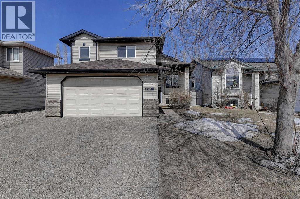 9718 66 Avenue, Grande Prairie, Alberta  T8W 2W1 - Photo 2 - A2302456