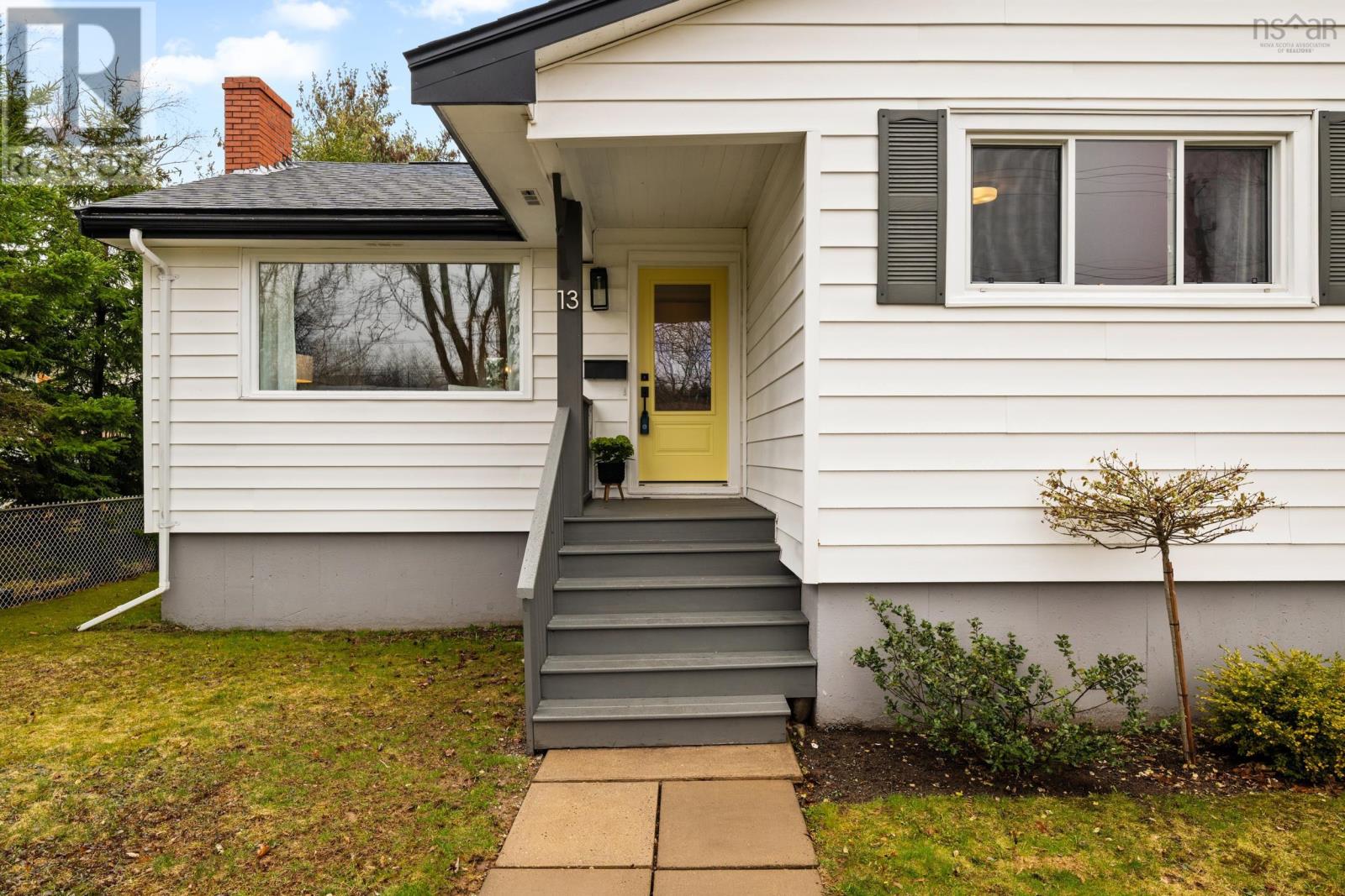 13 Clifford Drive, Dartmouth, Nova Scotia  B2W 1T7 - Photo 2 - 202607767