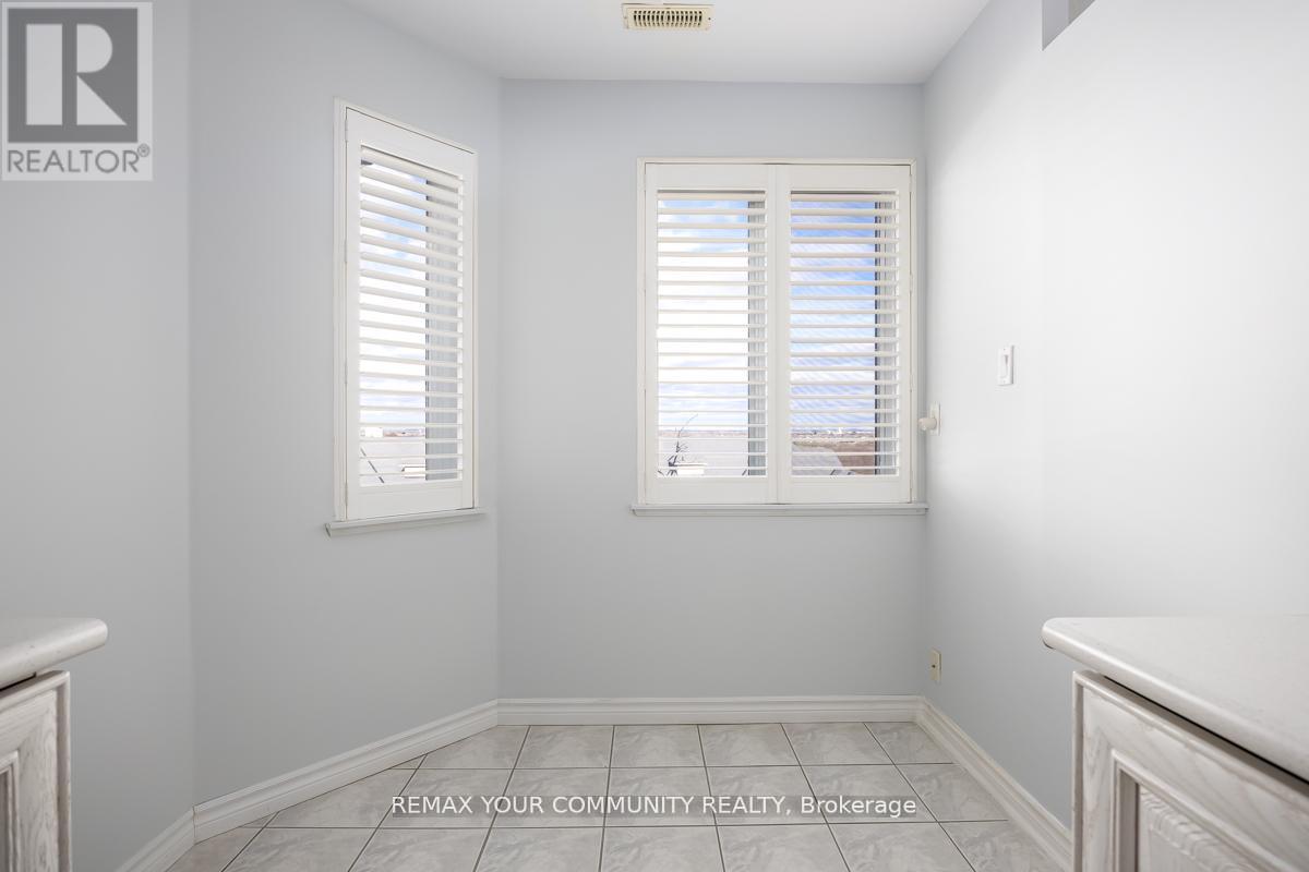 601 - 7 Dayspring Circle, Brampton, Ontario  L6B 1P8 - Photo 14 - W13011472