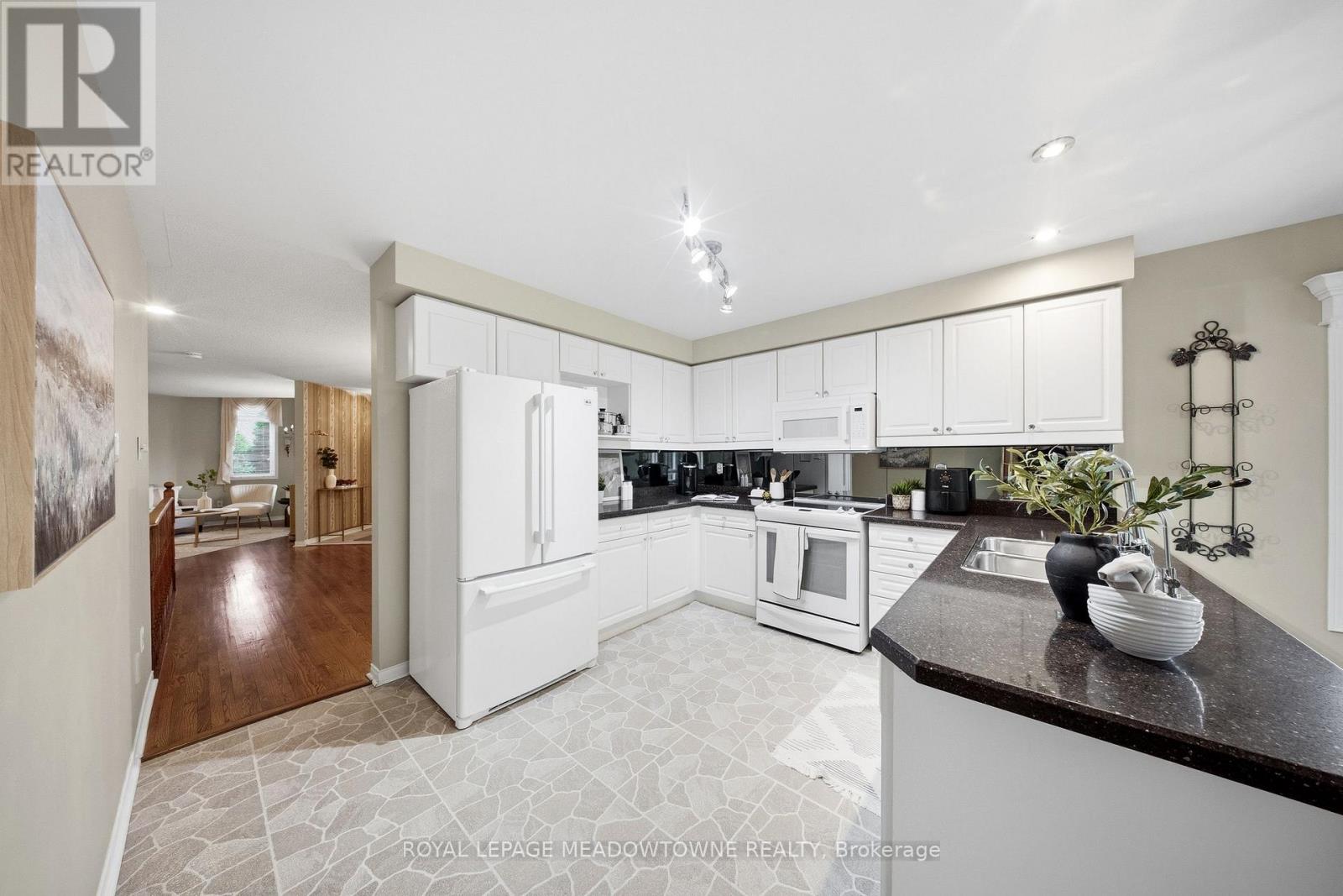 20 Huffmann Drive, Halton Hills, Ontario  L7G 5W4 - Photo 20 - W13011482