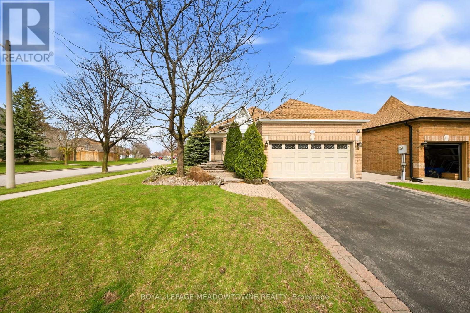 20 Huffmann Drive, Halton Hills, Ontario  L7G 5W4 - Photo 5 - W13011482