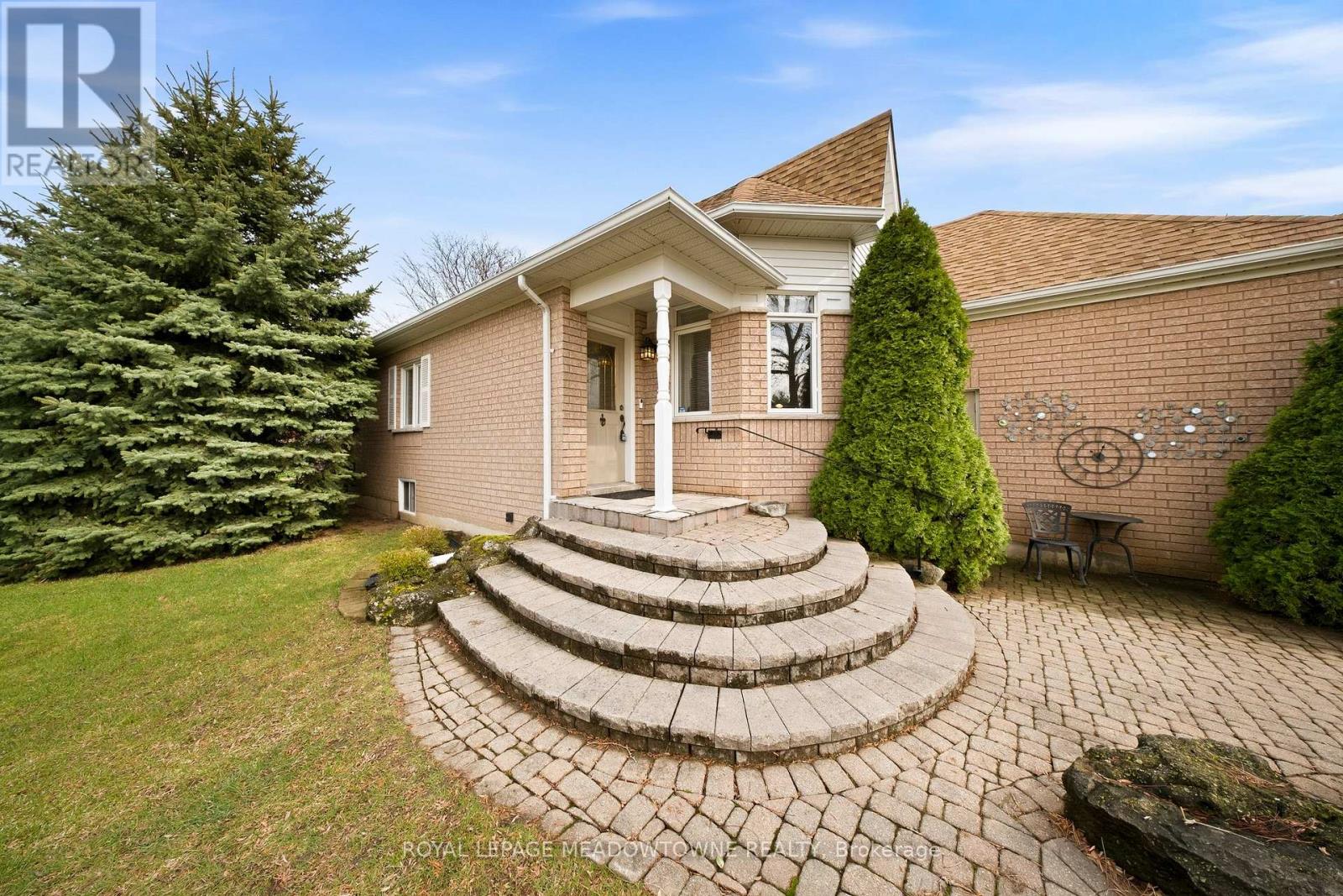 20 Huffmann Drive, Halton Hills, Ontario  L7G 5W4 - Photo 7 - W13011482