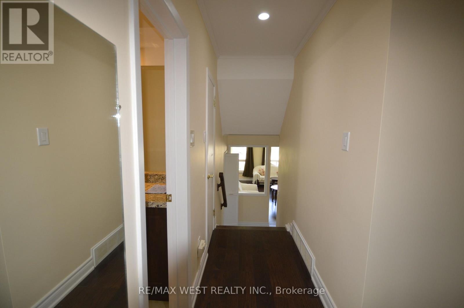 84 Kearney Drive, Toronto, Ontario  M9W 5J8 - Photo 11 - W13011532