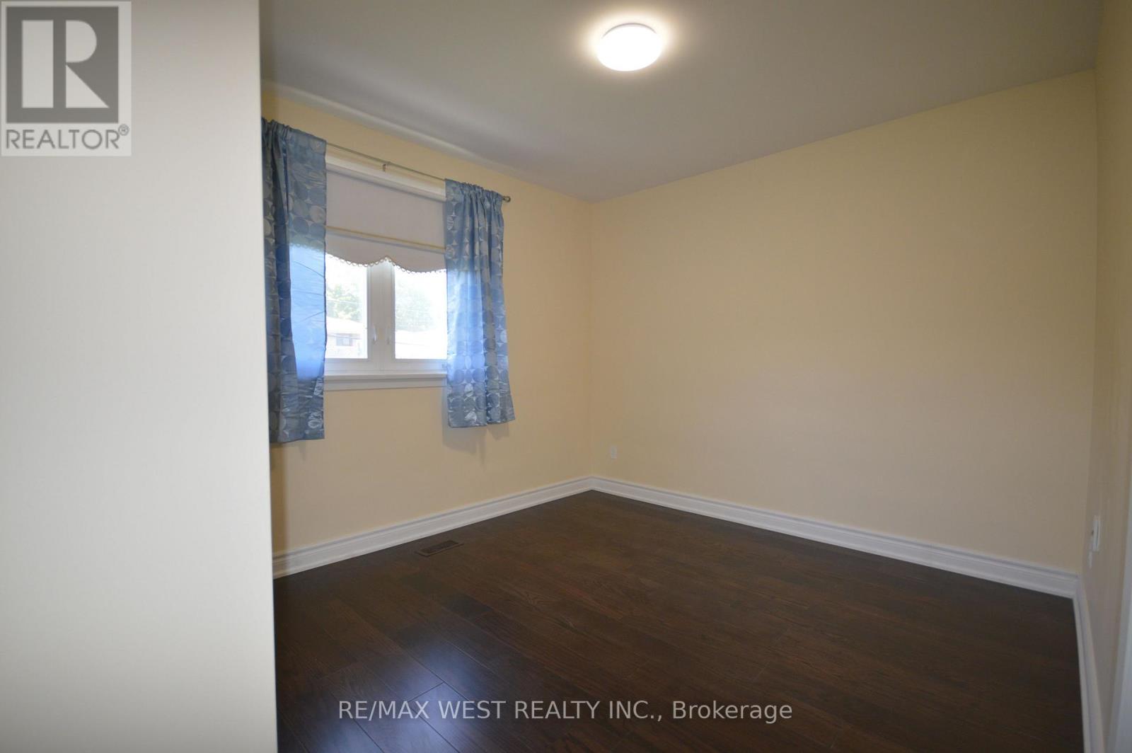 84 Kearney Drive, Toronto, Ontario  M9W 5J8 - Photo 12 - W13011532