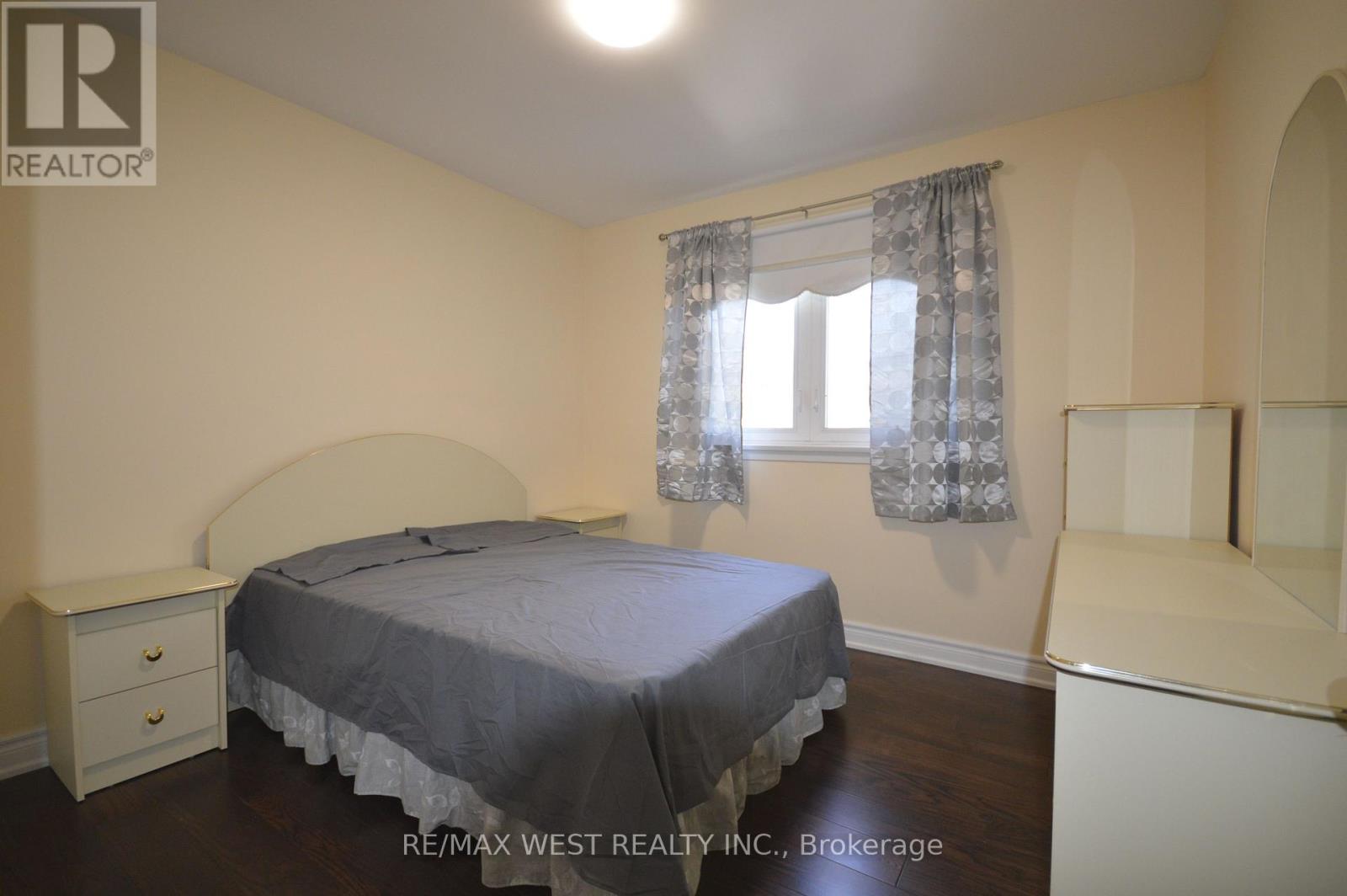 84 Kearney Drive, Toronto, Ontario  M9W 5J8 - Photo 15 - W13011532