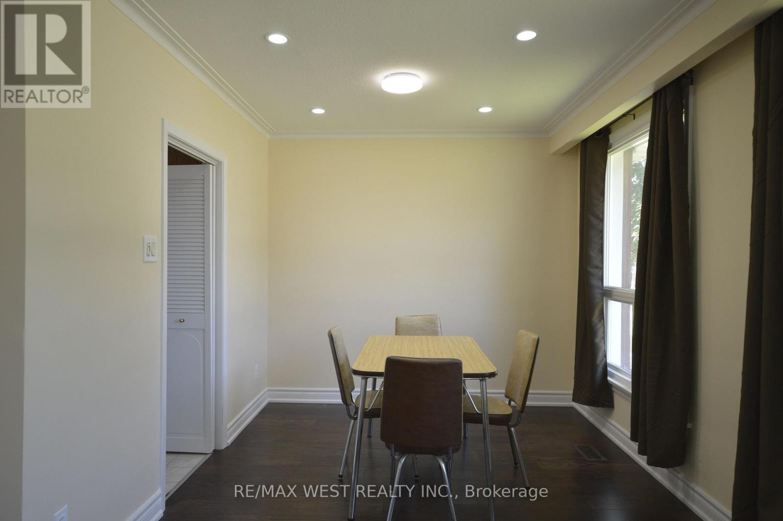 84 Kearney Drive, Toronto, Ontario  M9W 5J8 - Photo 6 - W13011532