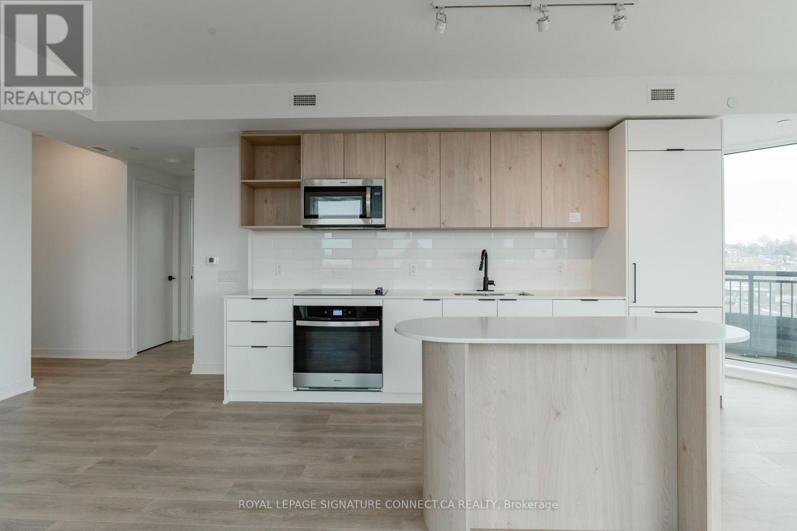 525 - 1185 Dupont Street, Toronto, Ontario  M6H 0G5 - Photo 2 - W13011540