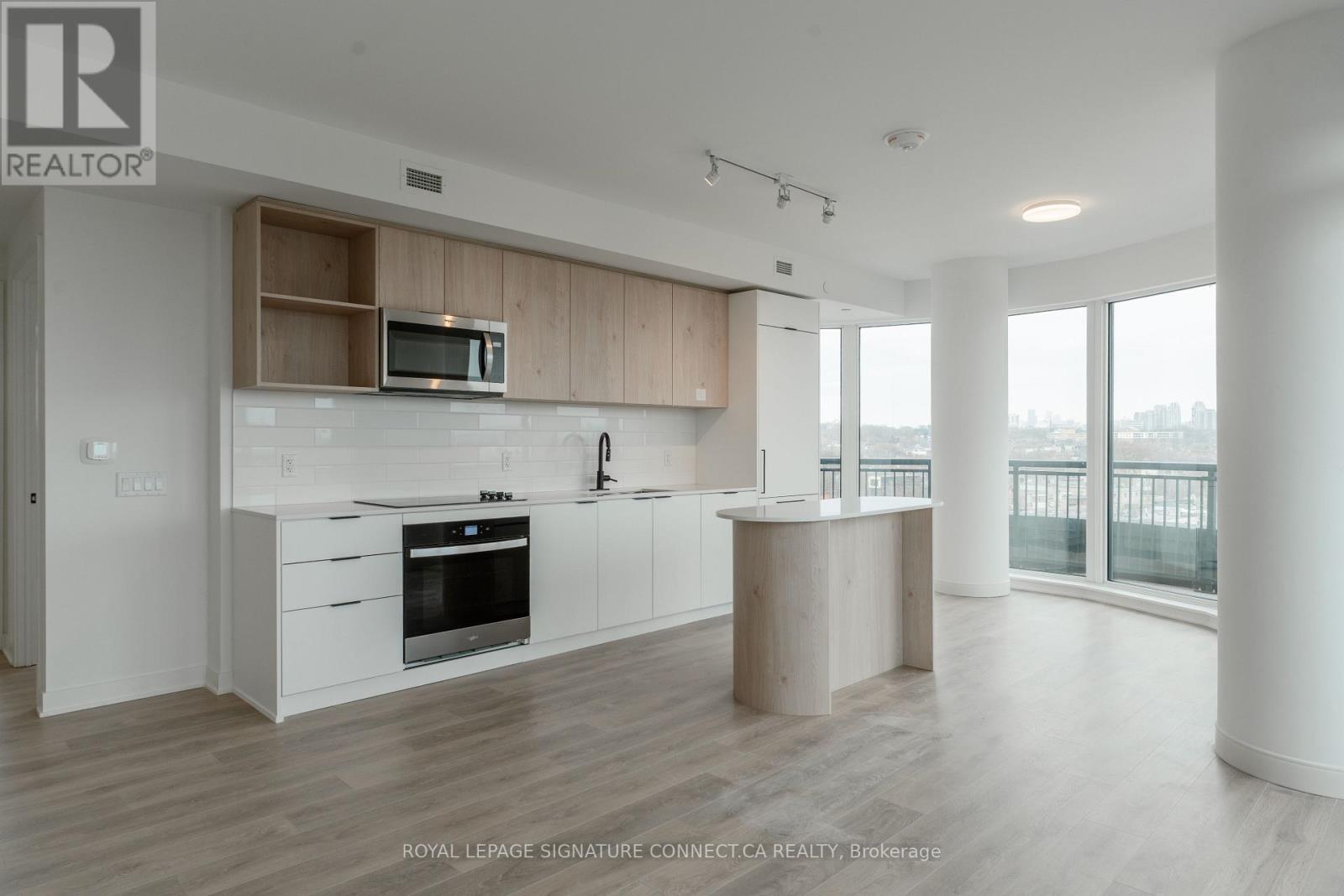 525 - 1185 Dupont Street, Toronto, Ontario  M6H 0G5 - Photo 3 - W13011540