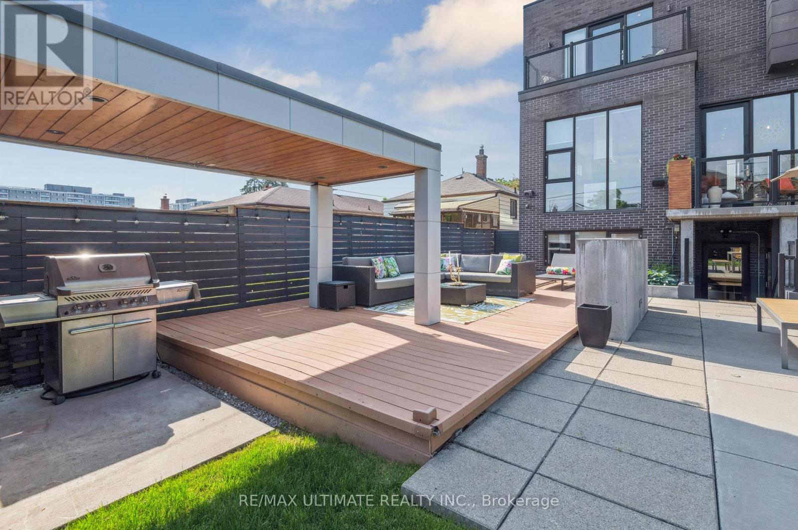 1139 Glengrove Avenue W, Toronto, Ontario  M6B 2K5 - Photo 31 - W13011556