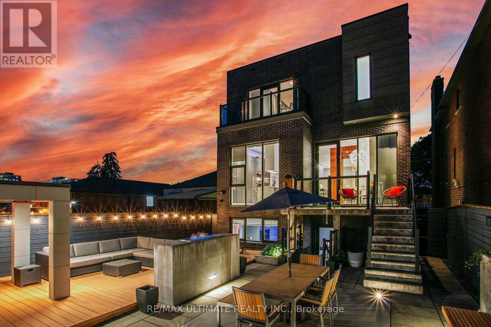 1139 Glengrove Avenue W, Toronto, Ontario  M6B 2K5 - Photo 34 - W13011556