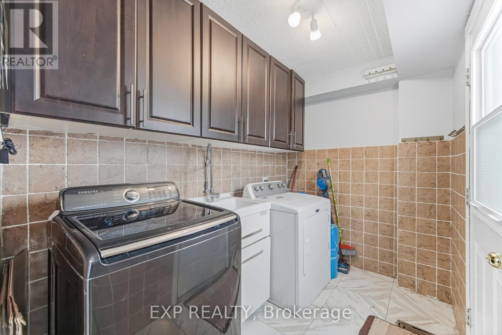 53 Northampton Street, Brampton, Ontario  L6S 3Z6 - Photo 16 - W13011560