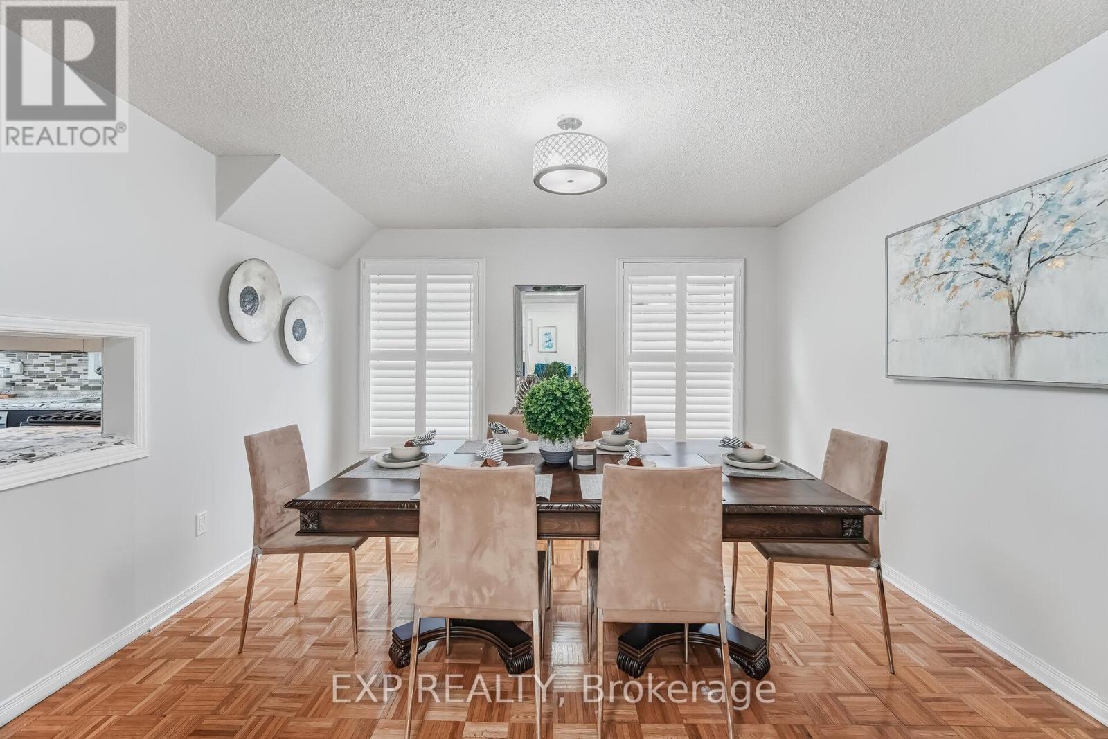 53 Northampton Street, Brampton, Ontario  L6S 3Z6 - Photo 5 - W13011560