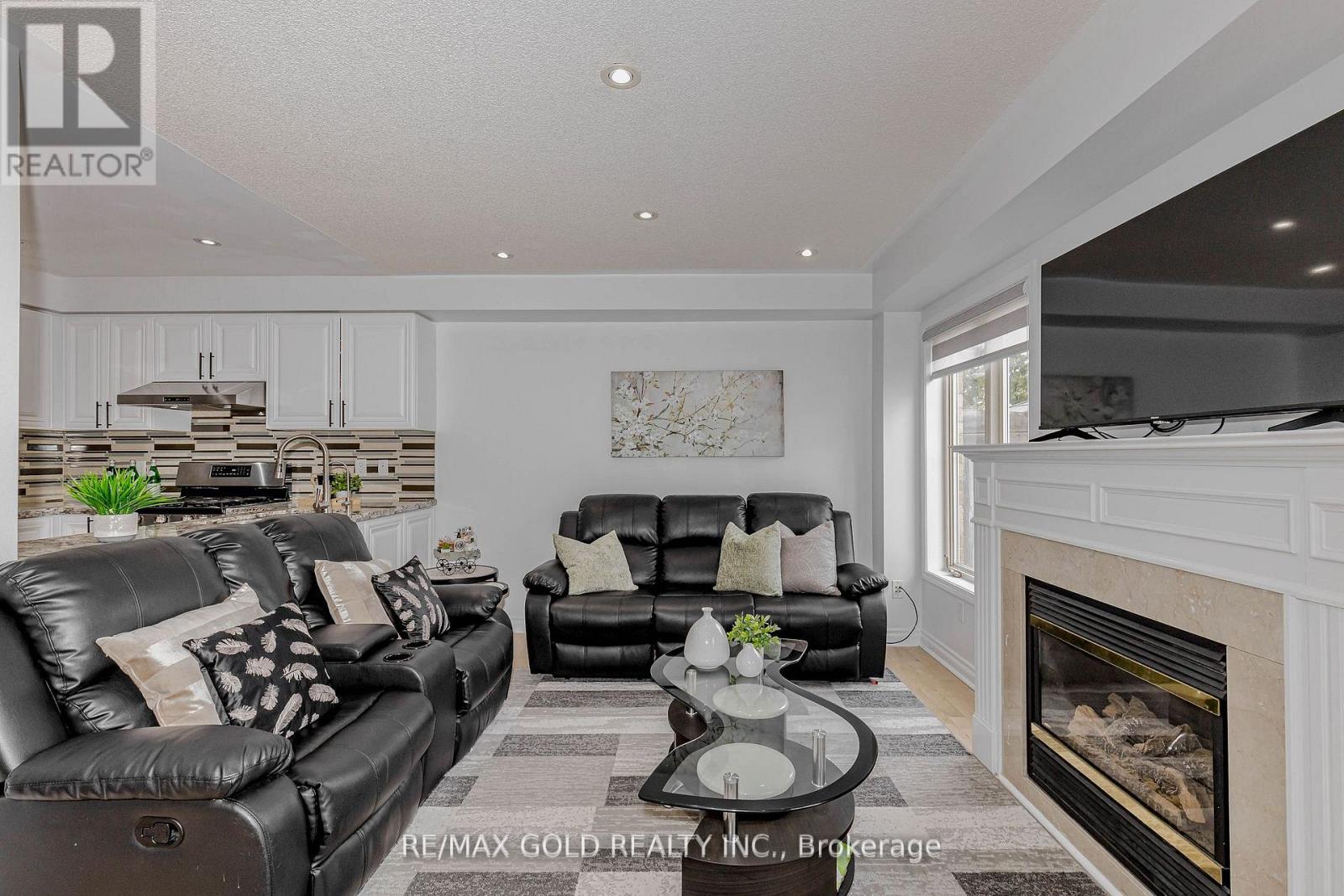 1105 Meadowgrove Court, Mississauga, Ontario  L5W 1J2 - Photo 16 - W13011570