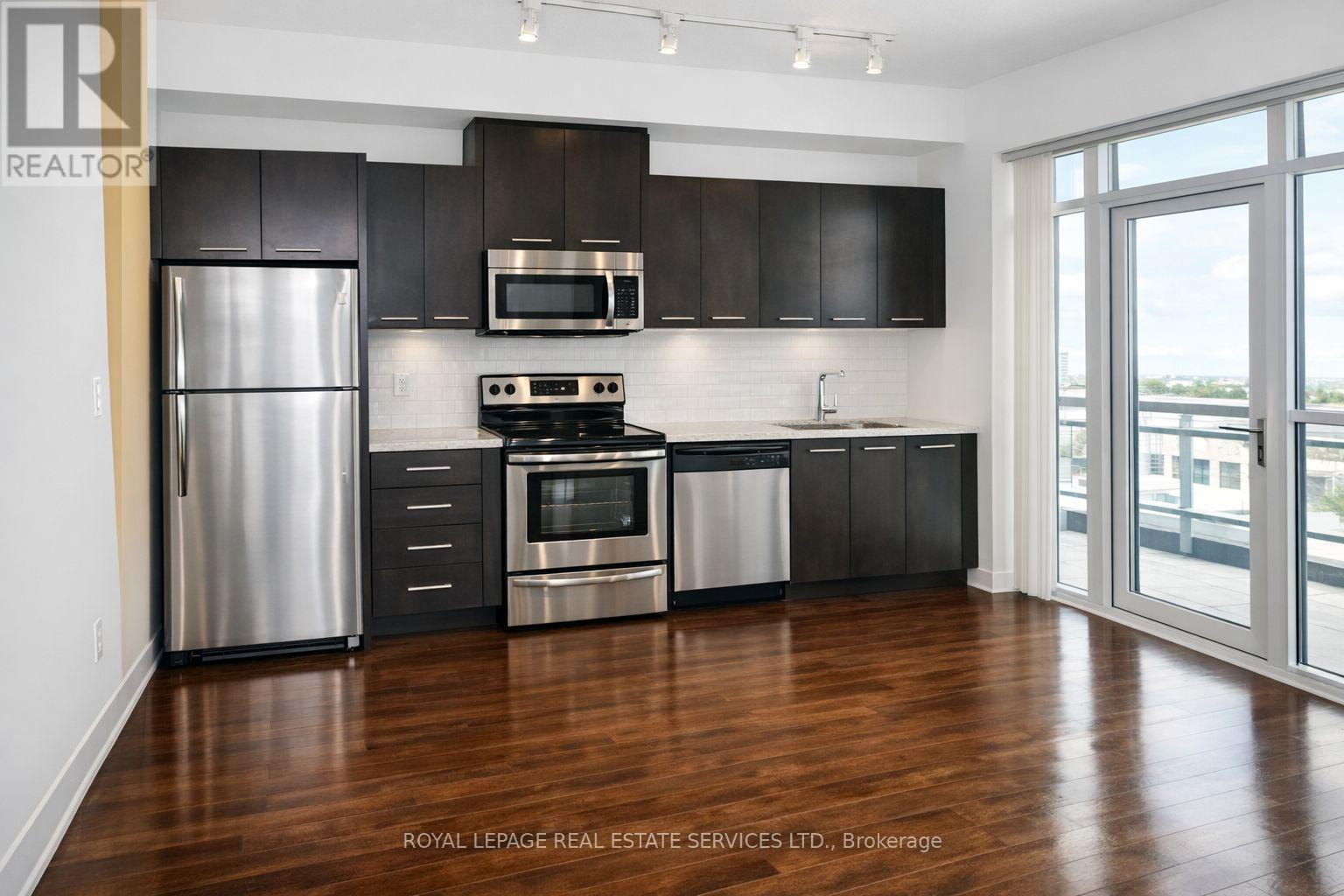 1901 - 360 Square One Drive, Mississauga, Ontario  L5B 0G7 - Photo 2 - W13011574