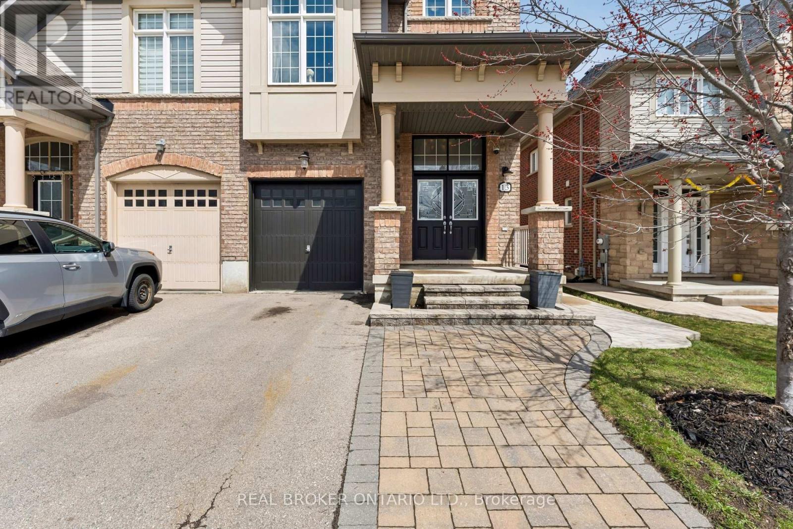 13 Icefall Road W, Caledon, Ontario  L7C 3T7 - Photo 3 - W13011586