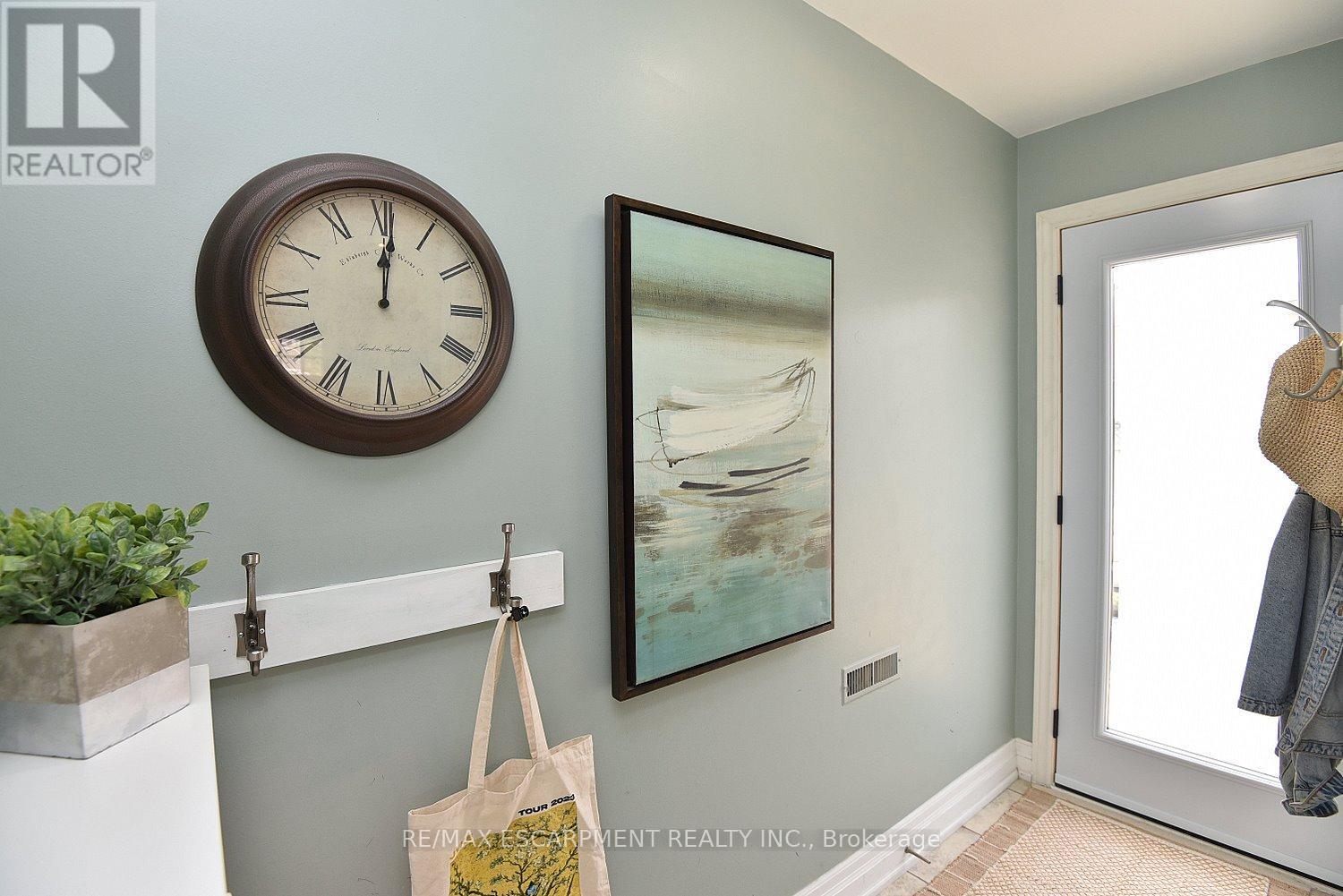 3178 Heathfield Drive, Burlington, Ontario  L7M 1C9 - Photo 21 - W13011594