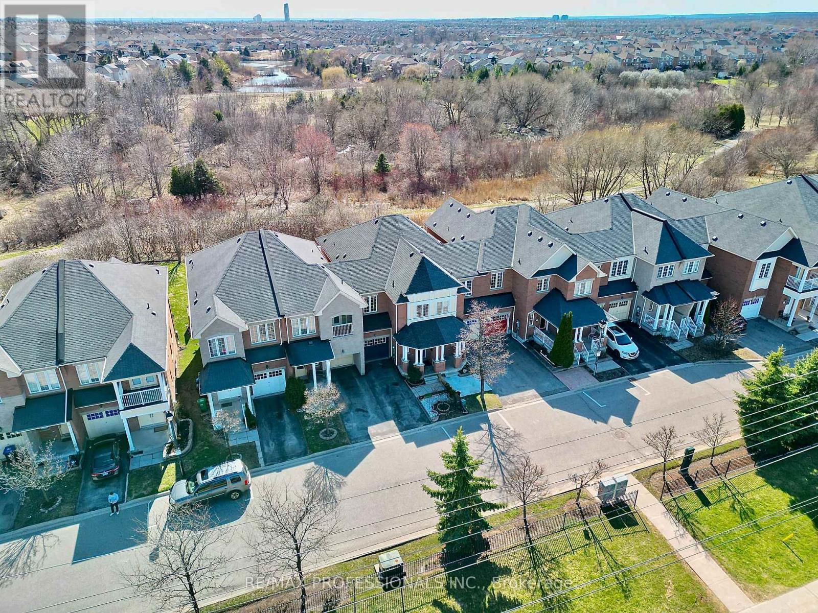 9720 MCLAUGHLIN ROAD, Brampton, Ontario