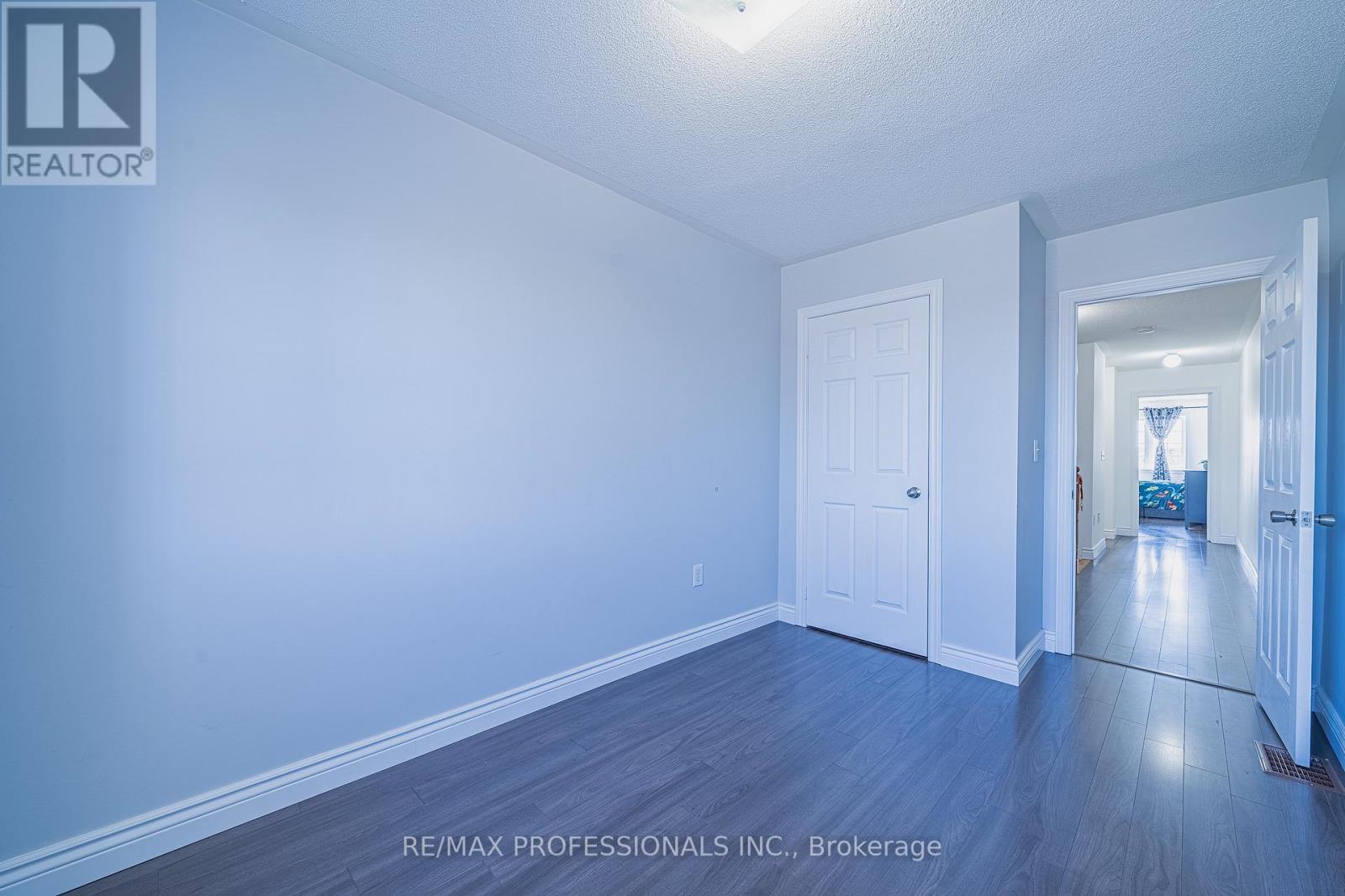 9720 Mclaughlin Road, Brampton, Ontario  L6X 0T8 - Photo 14 - W13011620