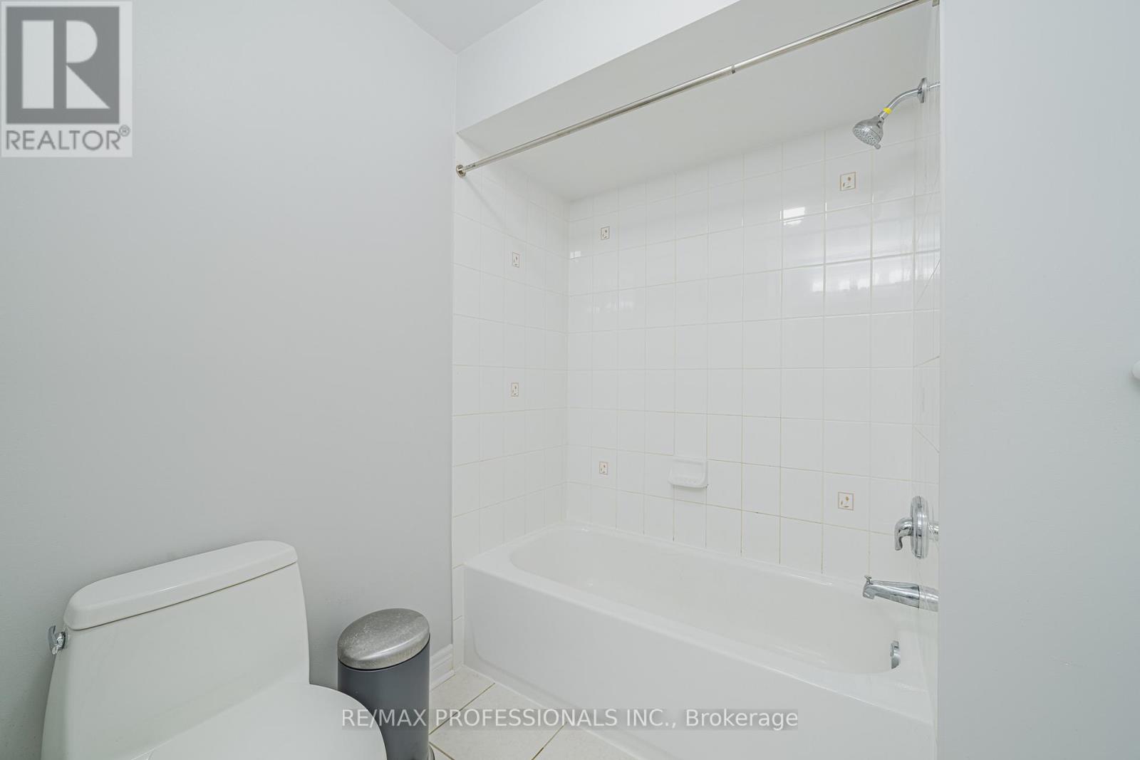 9720 Mclaughlin Road, Brampton, Ontario  L6X 0T8 - Photo 17 - W13011620