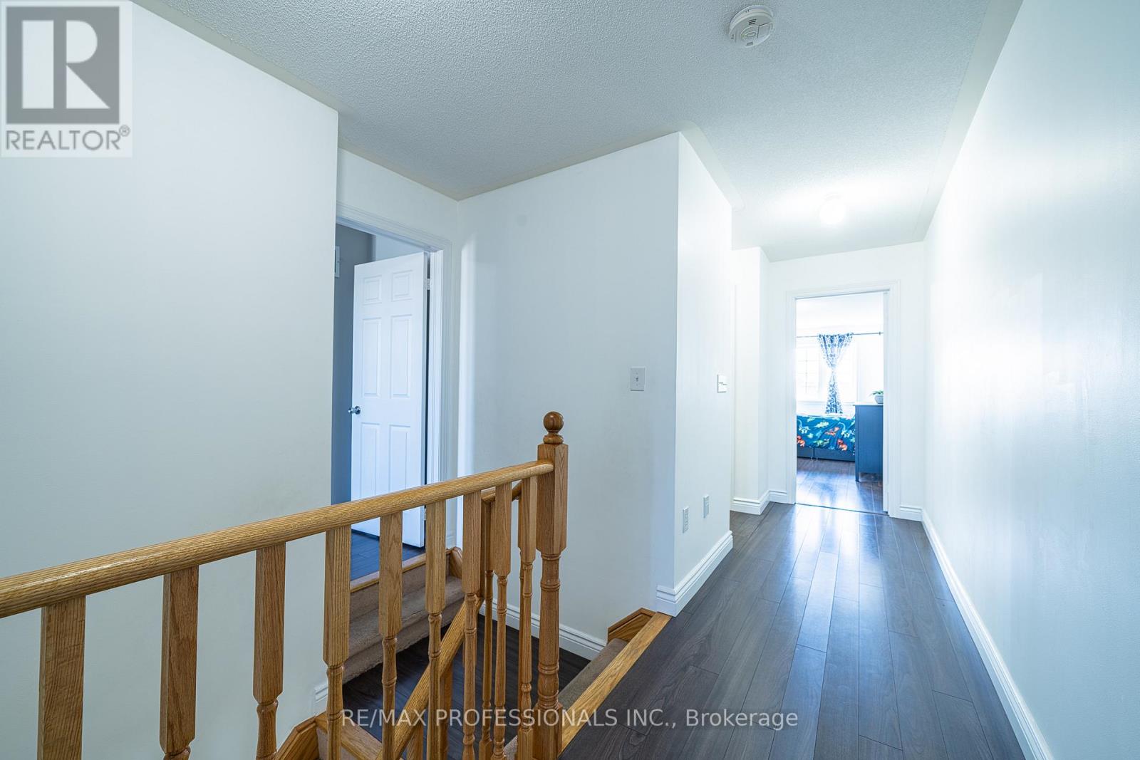 9720 Mclaughlin Road, Brampton, Ontario  L6X 0T8 - Photo 9 - W13011620