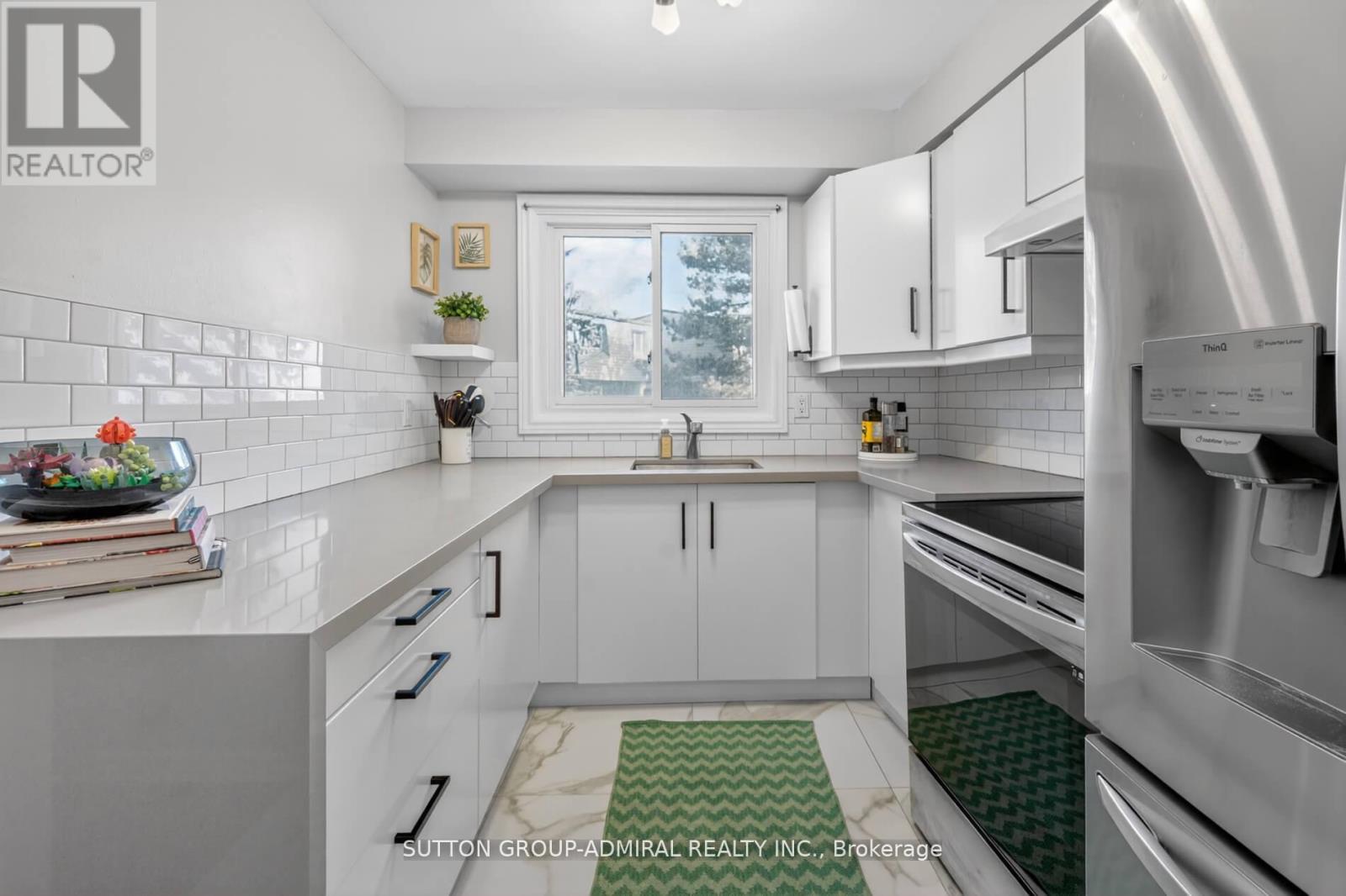 118 - 3175 Kirwin Avenue, Mississauga, Ontario  L5A 3M4 - Photo 11 - W13011622