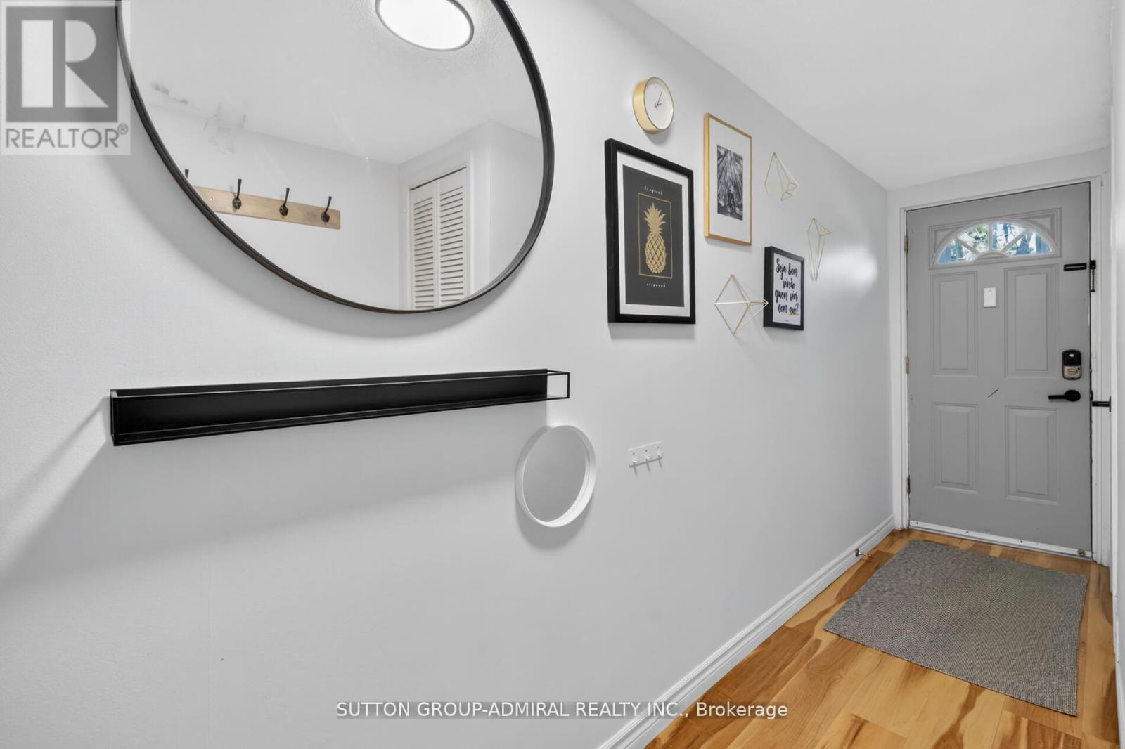 118 - 3175 Kirwin Avenue, Mississauga, Ontario  L5A 3M4 - Photo 3 - W13011622