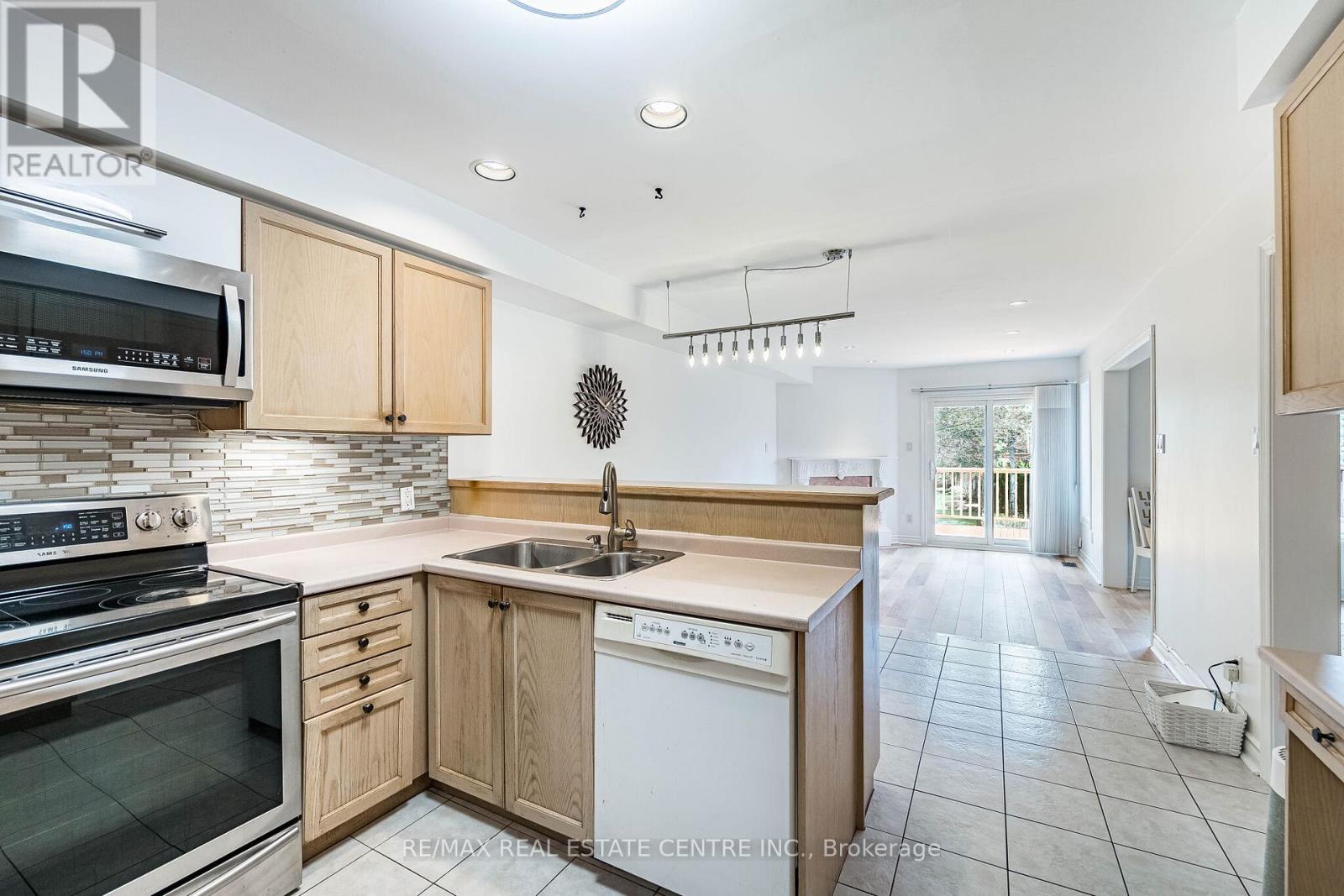 18 - 1905 Broad Hallow Gate, Mississauga, Ontario  L5L 3T4 - Photo 22 - W13011626