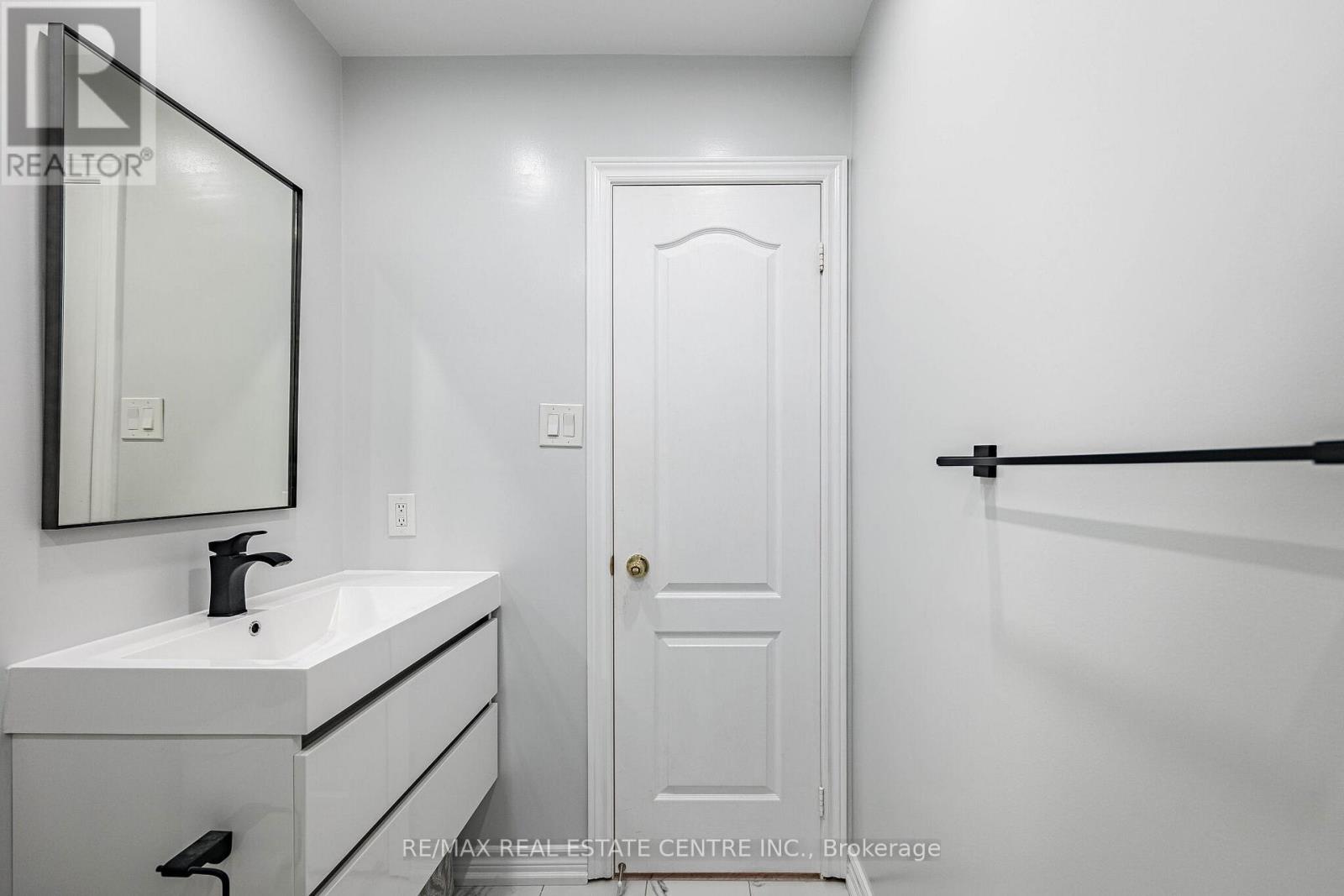 18 - 1905 Broad Hallow Gate, Mississauga, Ontario  L5L 3T4 - Photo 40 - W13011626