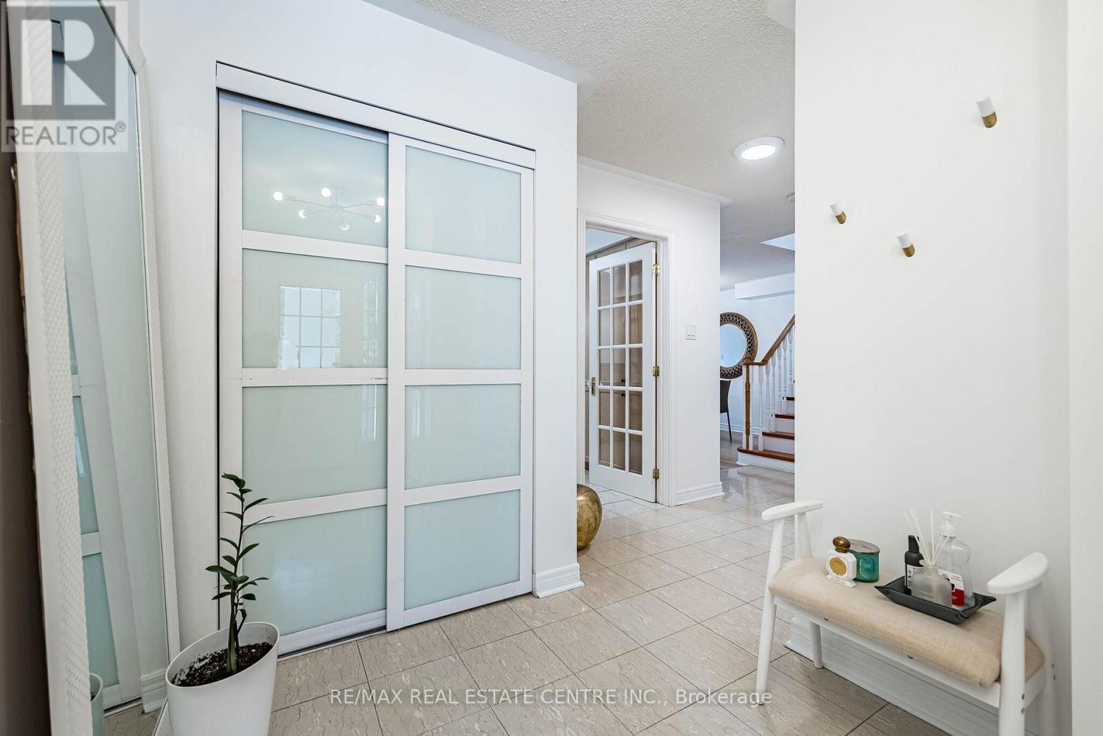 18 - 1905 Broad Hallow Gate, Mississauga, Ontario  L5L 3T4 - Photo 5 - W13011626