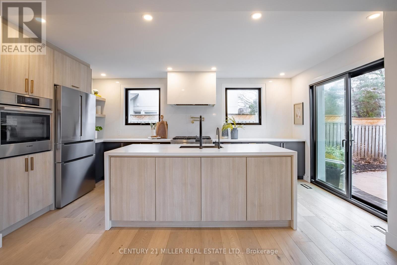 2433 Trevor Drive, Oakville, Ontario  L6L 5C4 - Photo 10 - W13011664