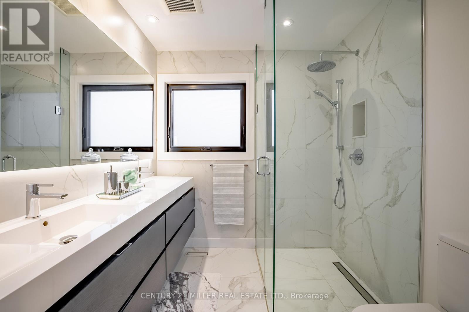 2433 Trevor Drive, Oakville, Ontario  L6L 5C4 - Photo 17 - W13011664