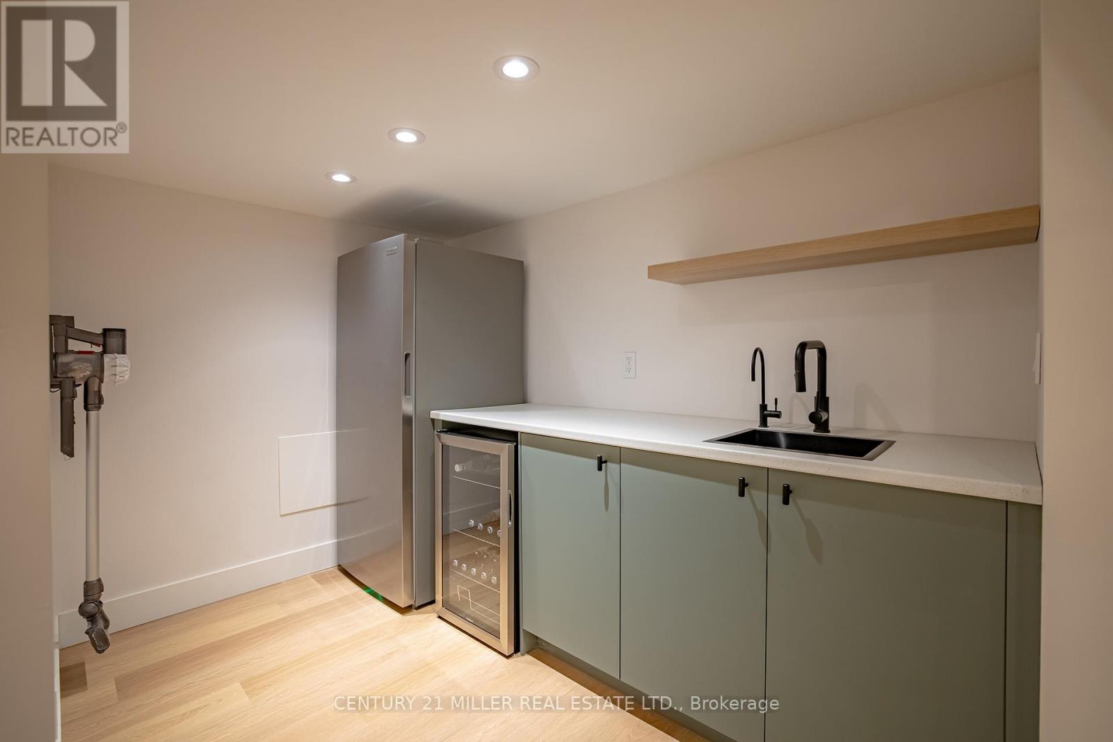 2433 Trevor Drive, Oakville, Ontario  L6L 5C4 - Photo 26 - W13011664