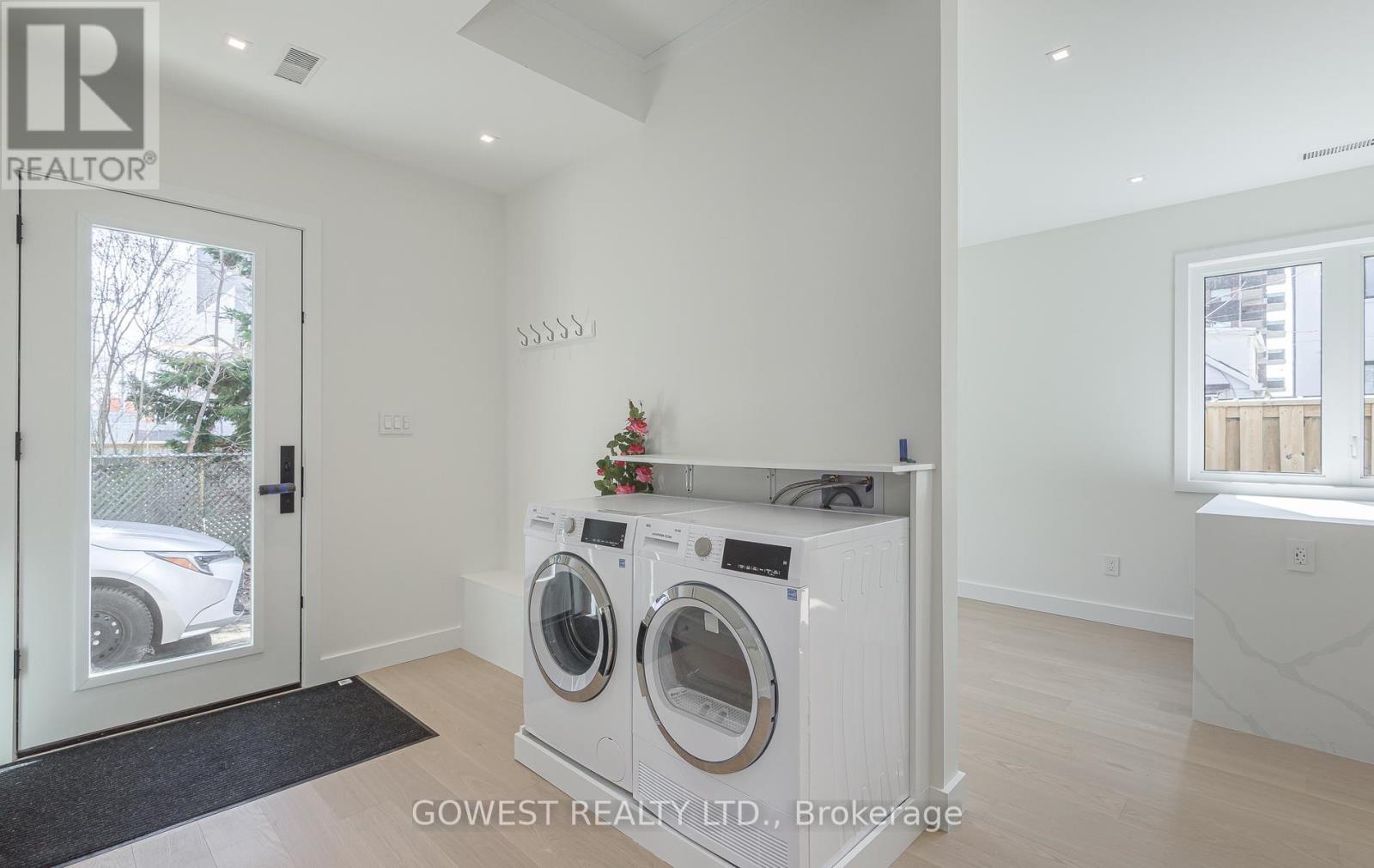 4 - 12 Twenty Second Street, Toronto, Ontario  M8V 3M1 - Photo 5 - W13011670