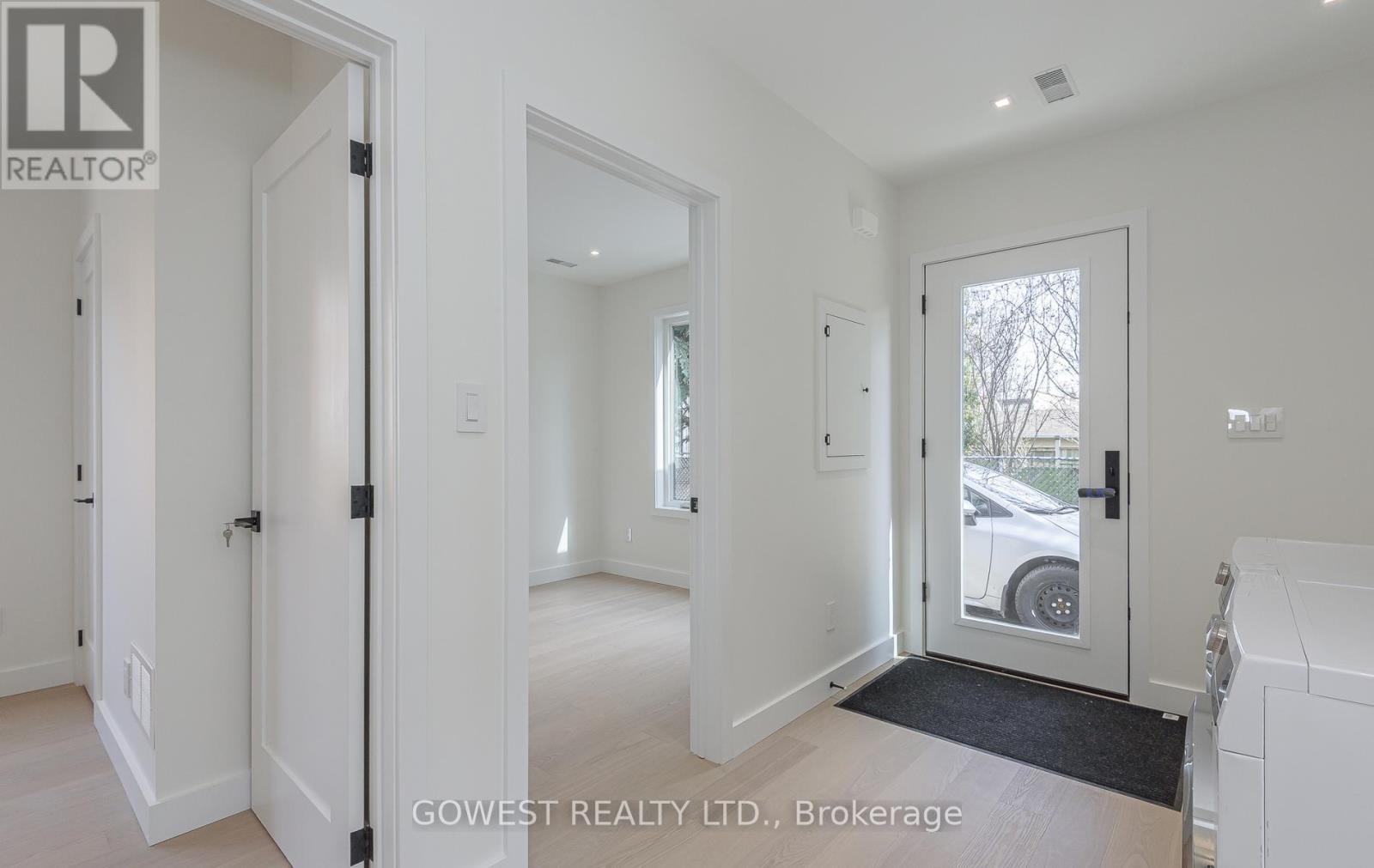 4 - 12 Twenty Second Street, Toronto, Ontario  M8V 3M1 - Photo 6 - W13011670