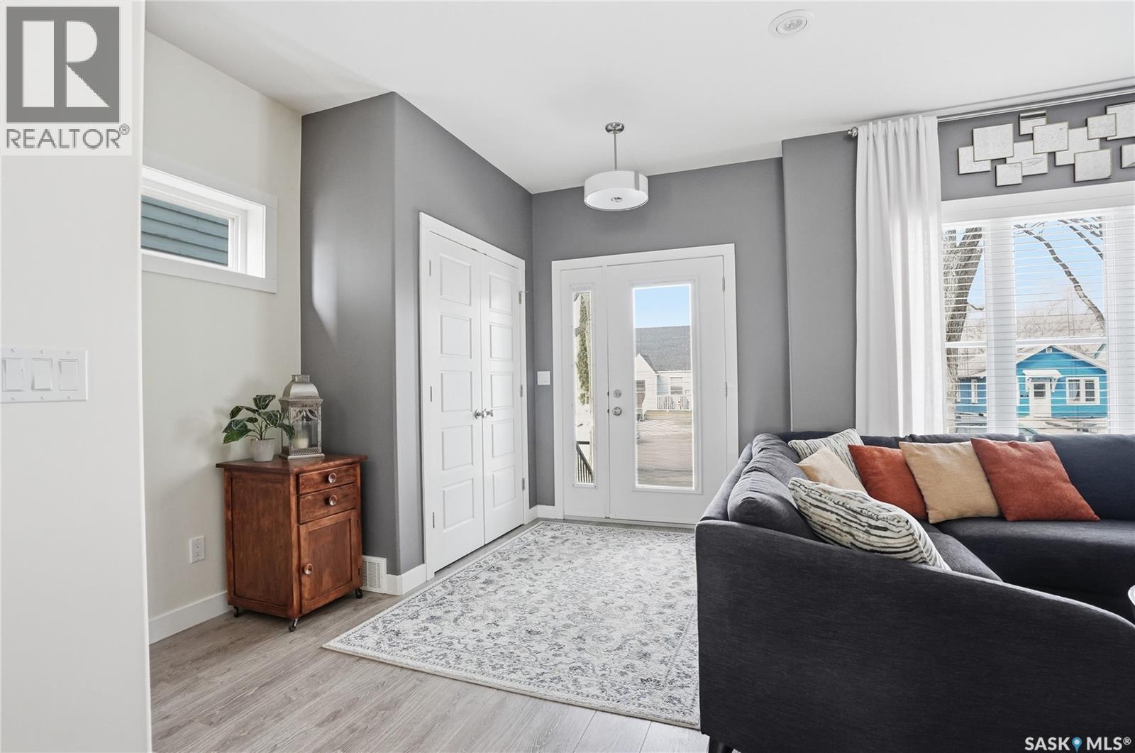 118 3rd Street E, Saskatoon, Saskatchewan  S7H 1L1 - Photo 10 - SK033096