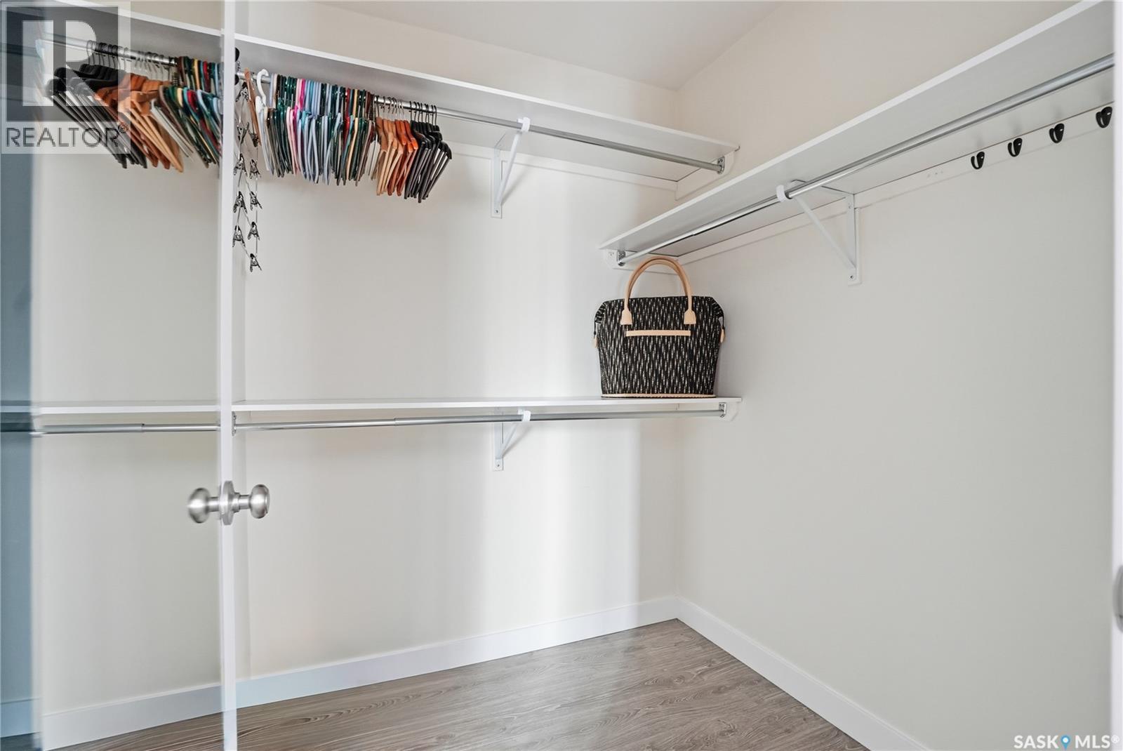 118 3rd Street E, Saskatoon, Saskatchewan  S7H 1L1 - Photo 28 - SK033096