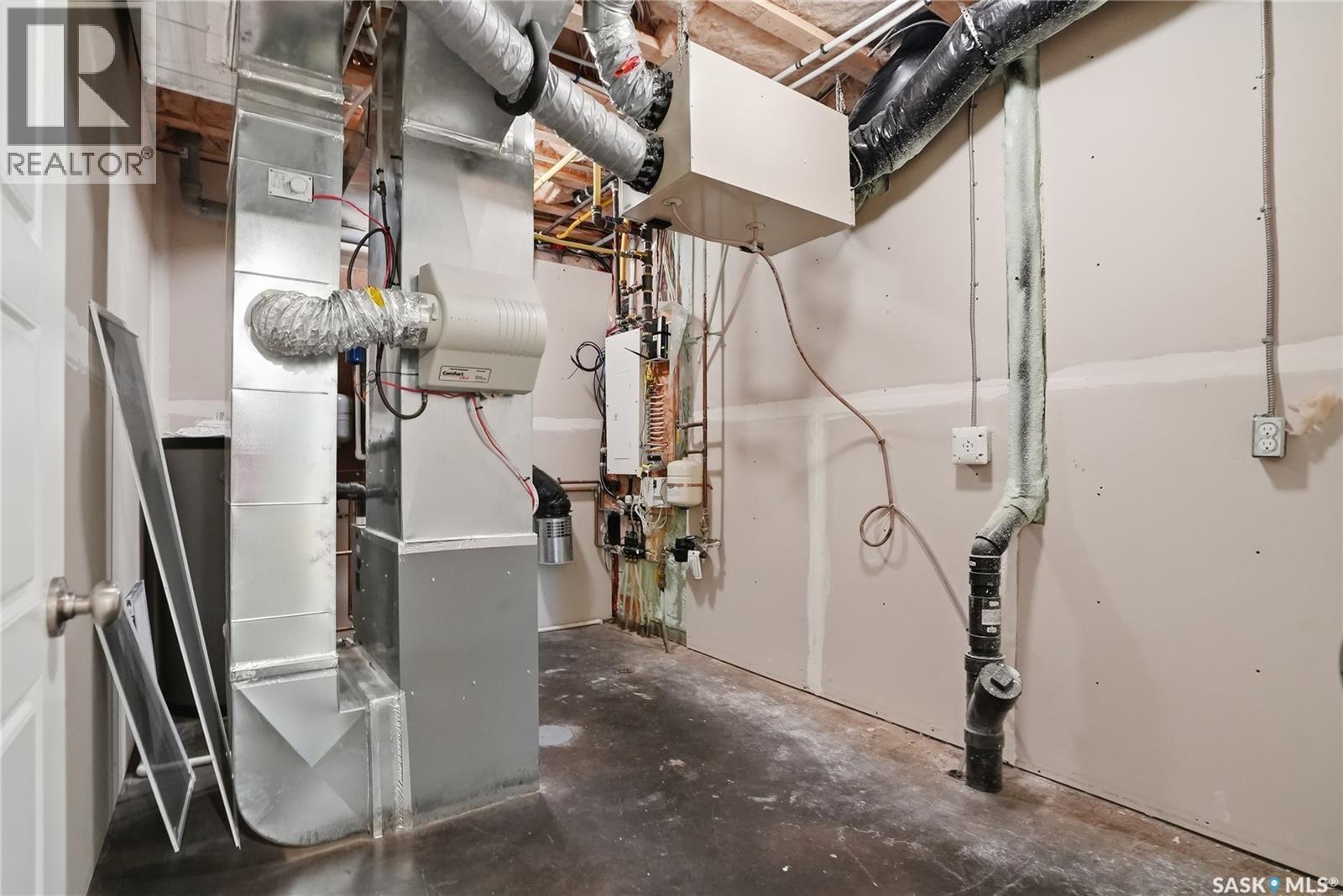 118 3rd Street E, Saskatoon, Saskatchewan  S7H 1L1 - Photo 44 - SK033096