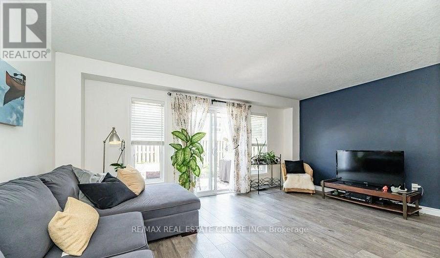 L65 - 85 Bankside Drive, Kitchener, Ontario  N2N 3M4 - Photo 3 - X13011474