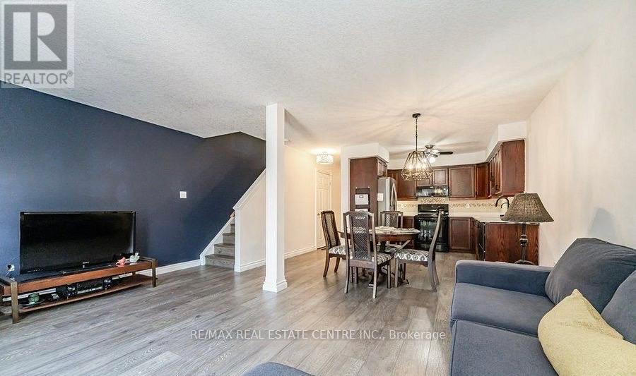L65 - 85 Bankside Drive, Kitchener, Ontario  N2N 3M4 - Photo 6 - X13011474