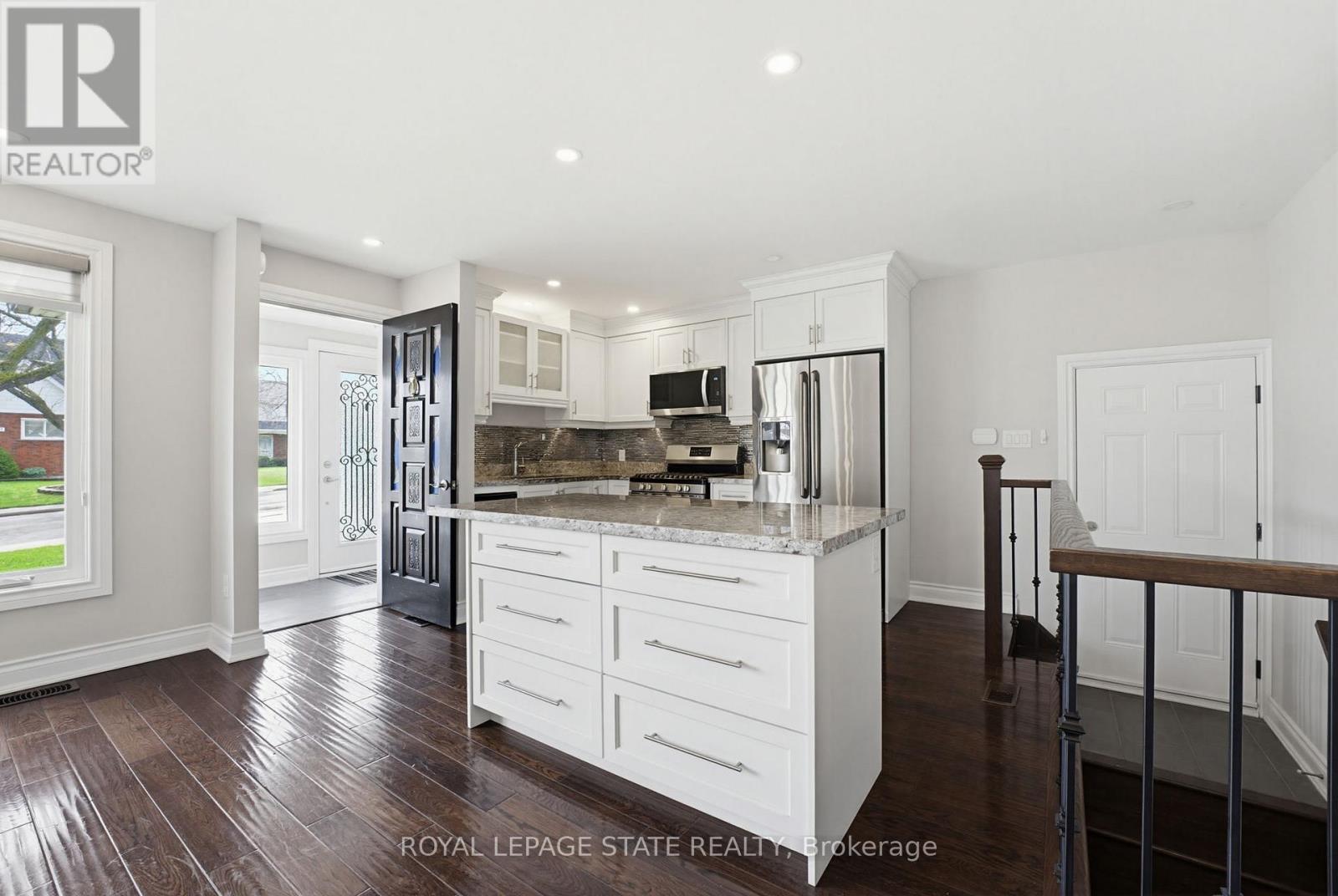 157 Hoover Crescent, Hamilton, Ontario  L9A 3H2 - Photo 13 - X13011478