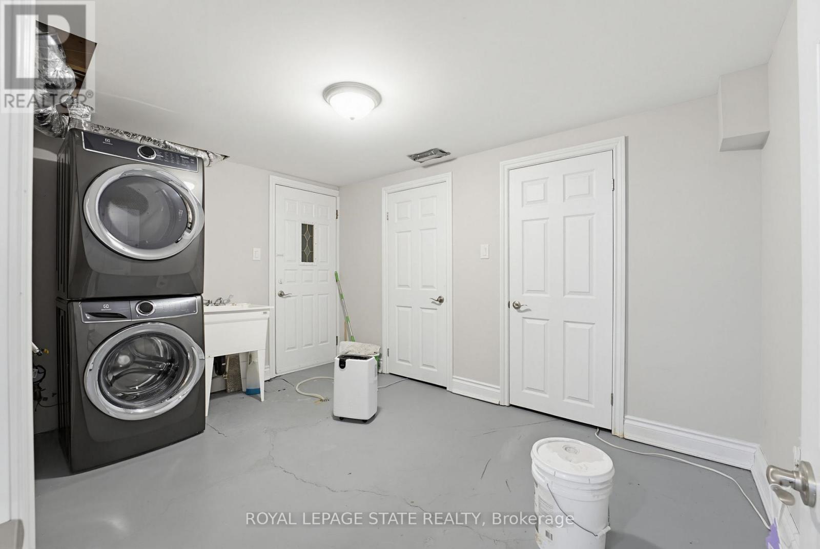 157 Hoover Crescent, Hamilton, Ontario  L9A 3H2 - Photo 32 - X13011478