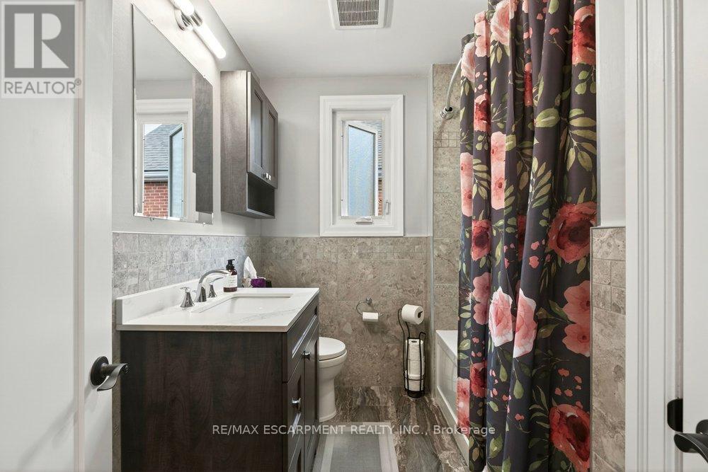 328 East 19th Street, Hamilton, Ontario  L9A 4S8 - Photo 19 - X13011638