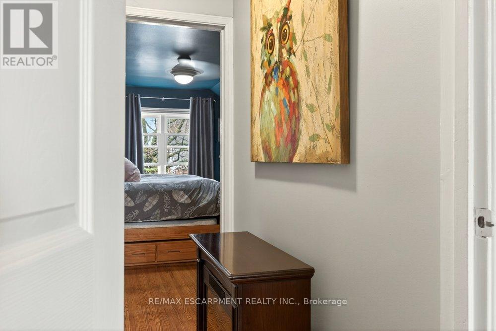 328 East 19th Street, Hamilton, Ontario  L9A 4S8 - Photo 22 - X13011638