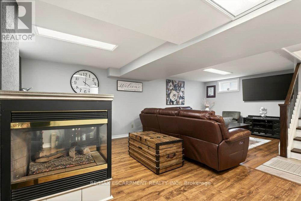 328 East 19th Street, Hamilton, Ontario  L9A 4S8 - Photo 32 - X13011638