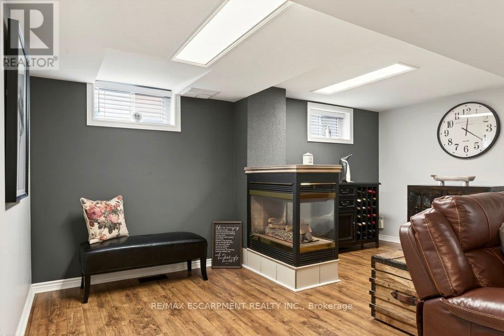 328 East 19th Street, Hamilton, Ontario  L9A 4S8 - Photo 34 - X13011638