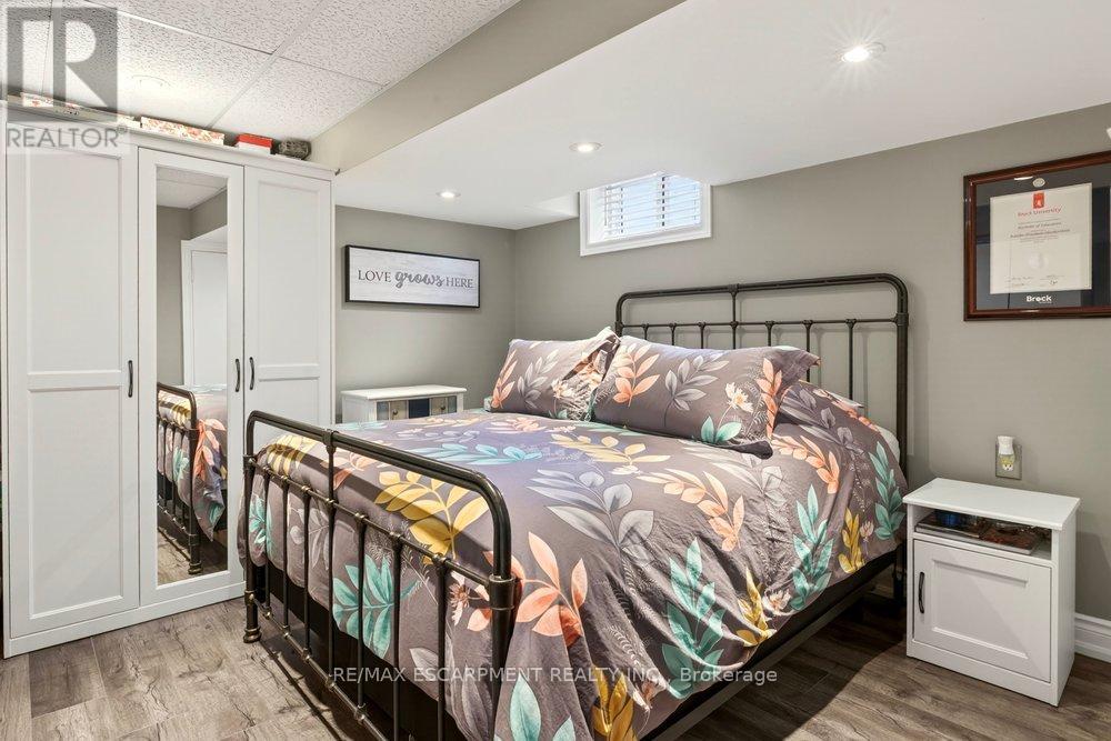 328 East 19th Street, Hamilton, Ontario  L9A 4S8 - Photo 39 - X13011638