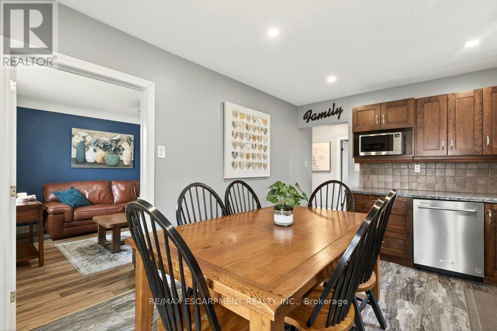 328 East 19th Street, Hamilton, Ontario  L9A 4S8 - Photo 8 - X13011638