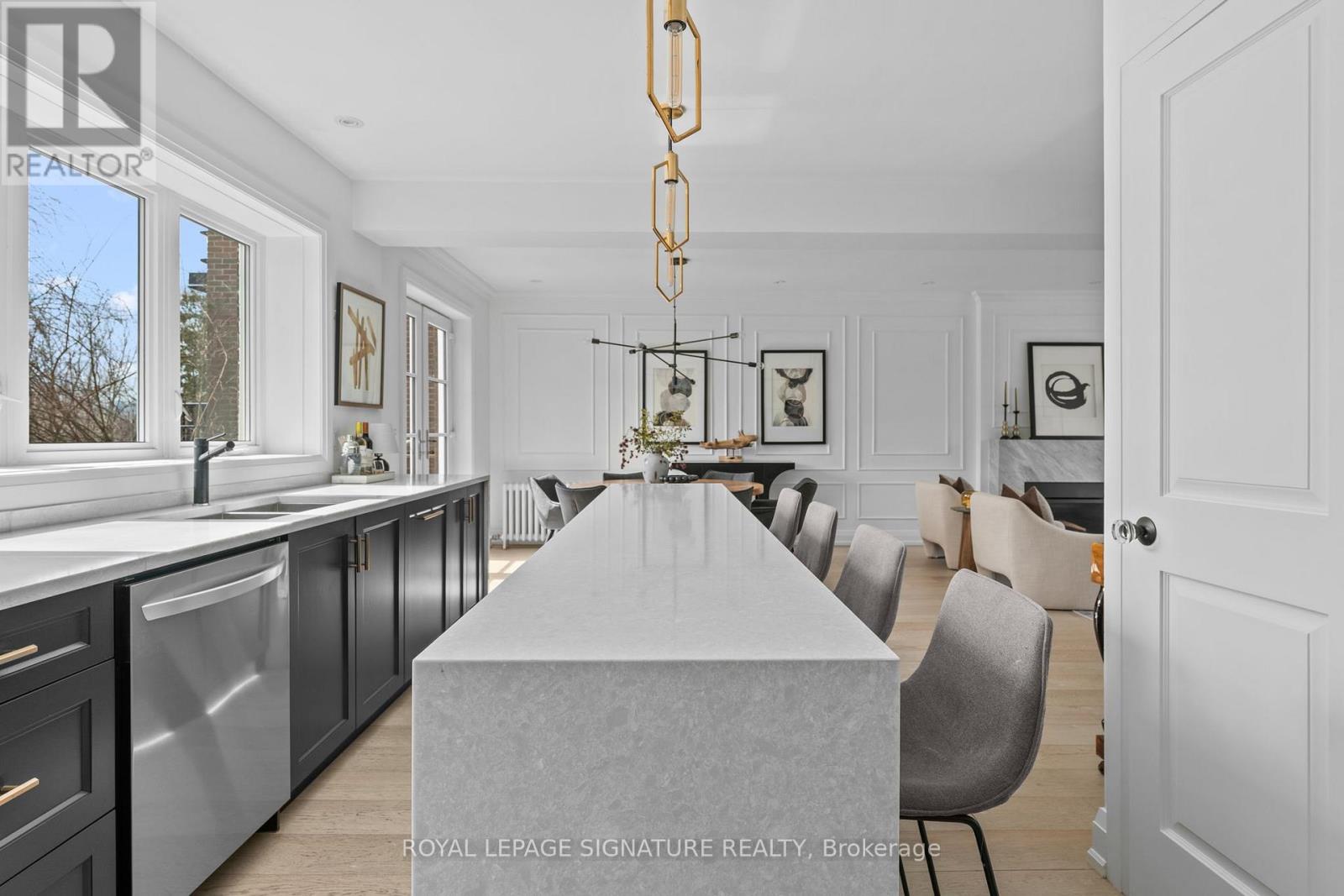 47 Don Valley Drive, Toronto, Ontario  M4K 2J1 - Photo 11 - E13001576