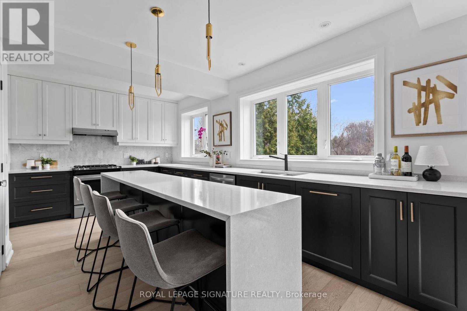 47 Don Valley Drive, Toronto, Ontario  M4K 2J1 - Photo 7 - E13001576